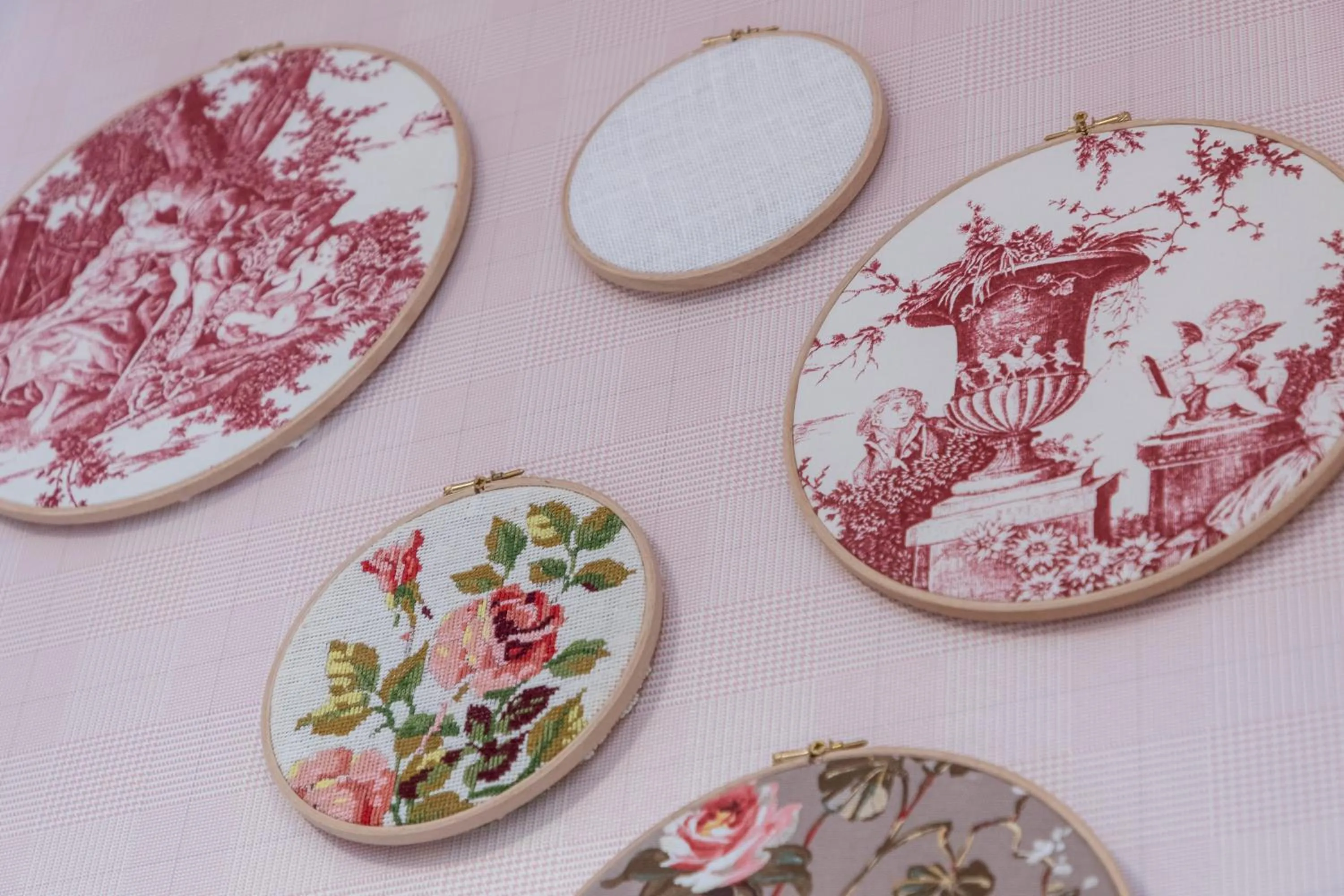 Decorative detail in The Pinnacle Athens