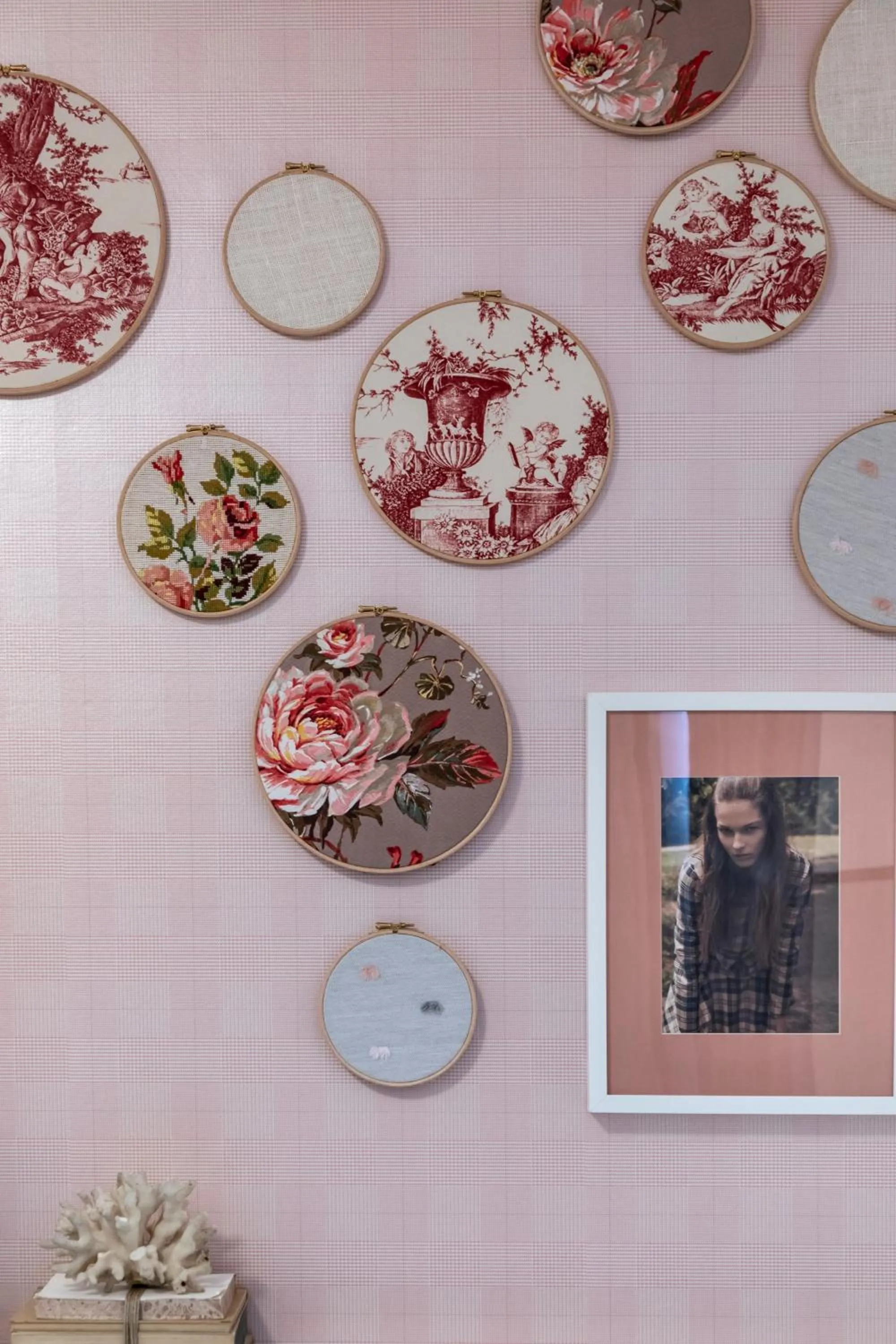 Decorative detail in The Pinnacle Athens