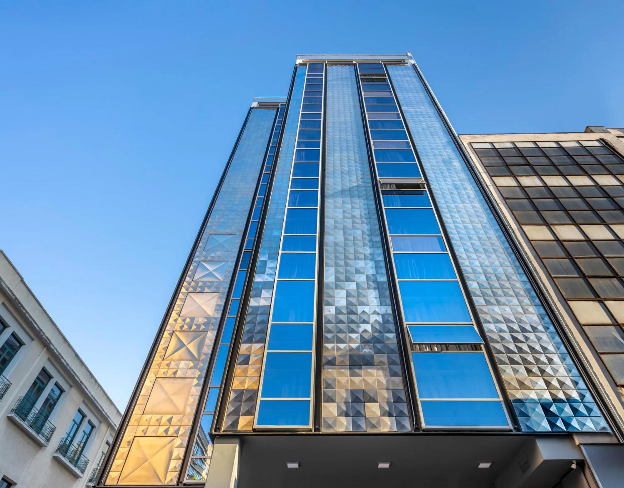 Property building in The Pinnacle Athens