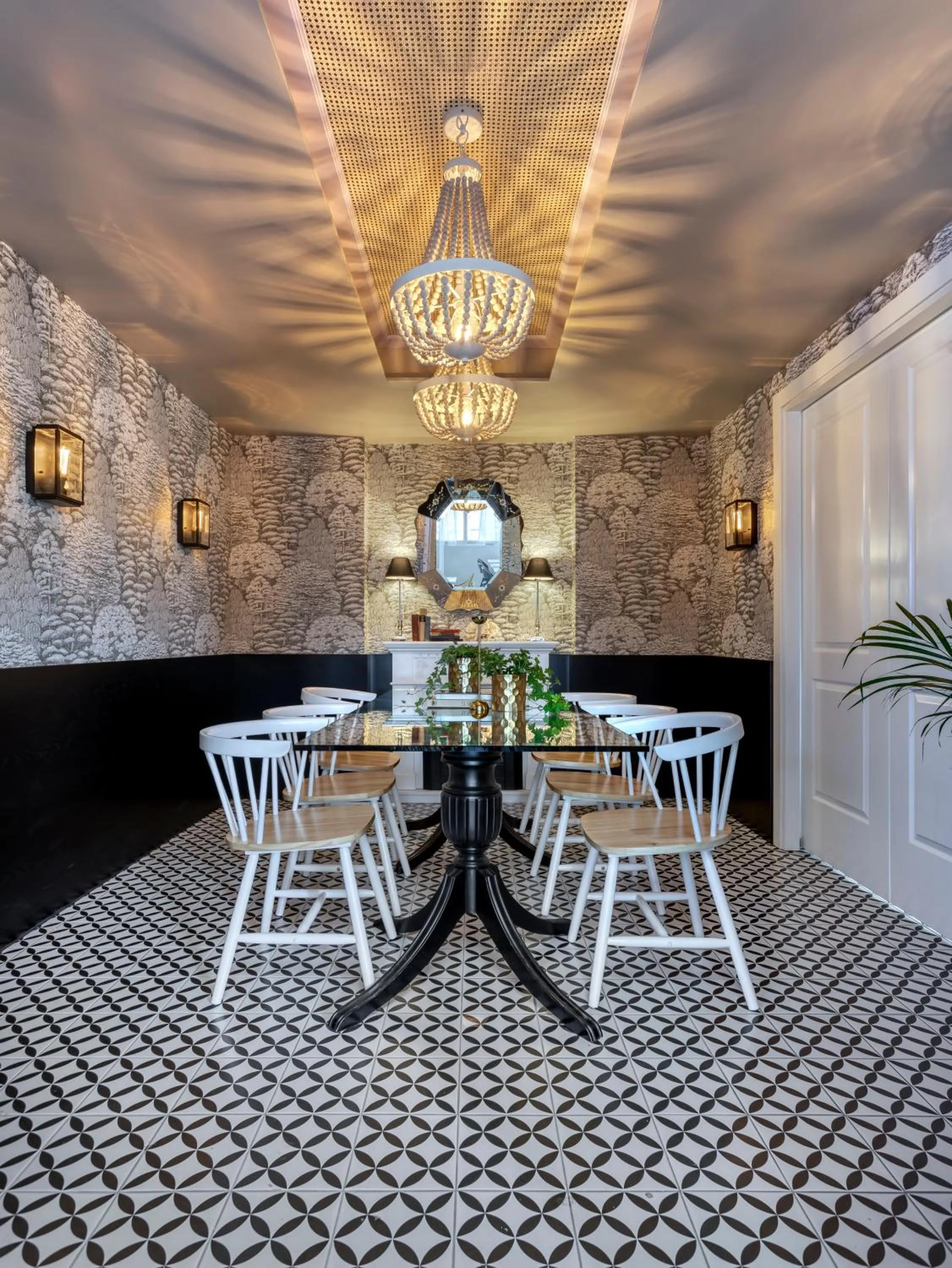 Dining area in The Pinnacle Athens