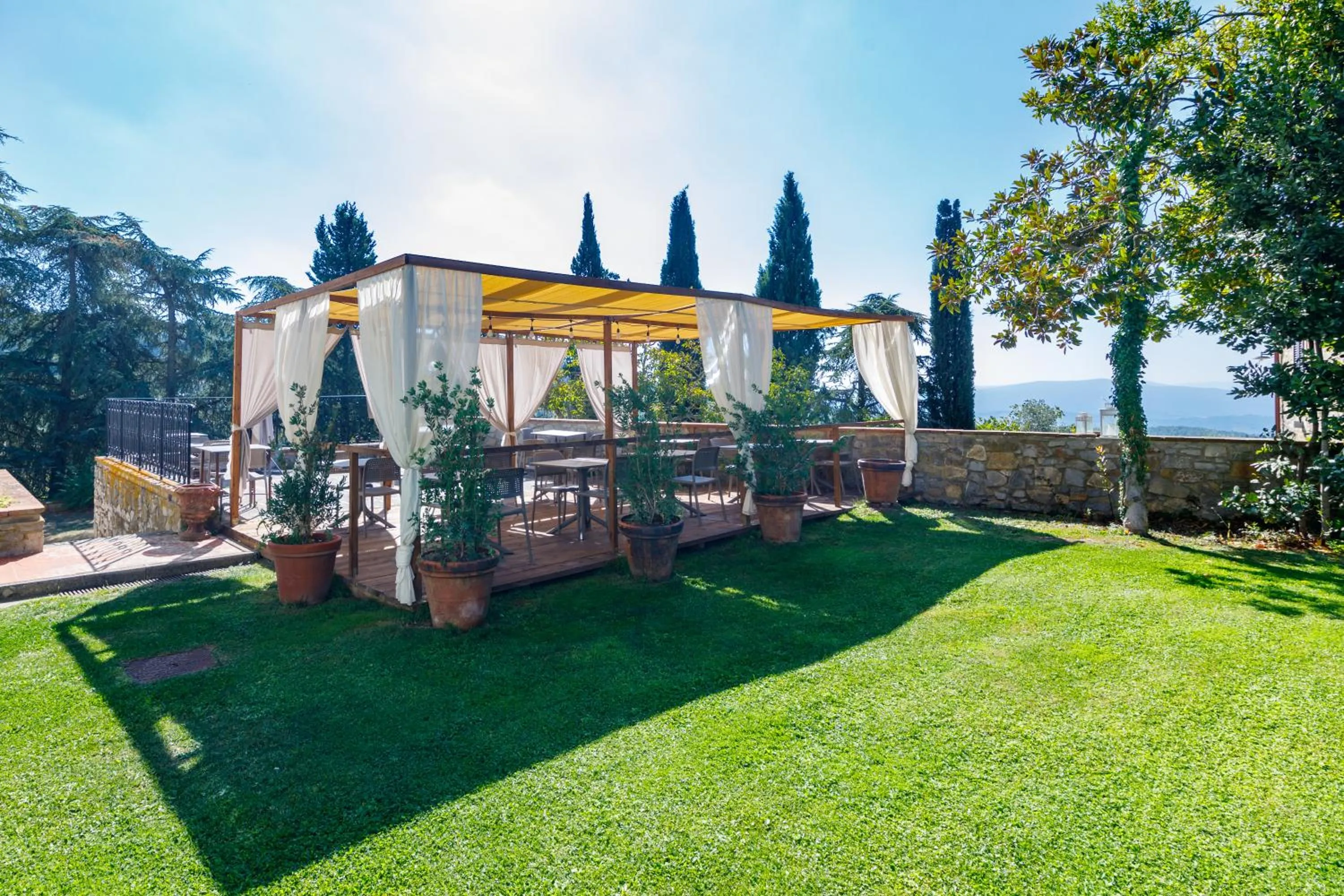 Garden in Agriturismo Villa Godenano - Pool&Restaurant