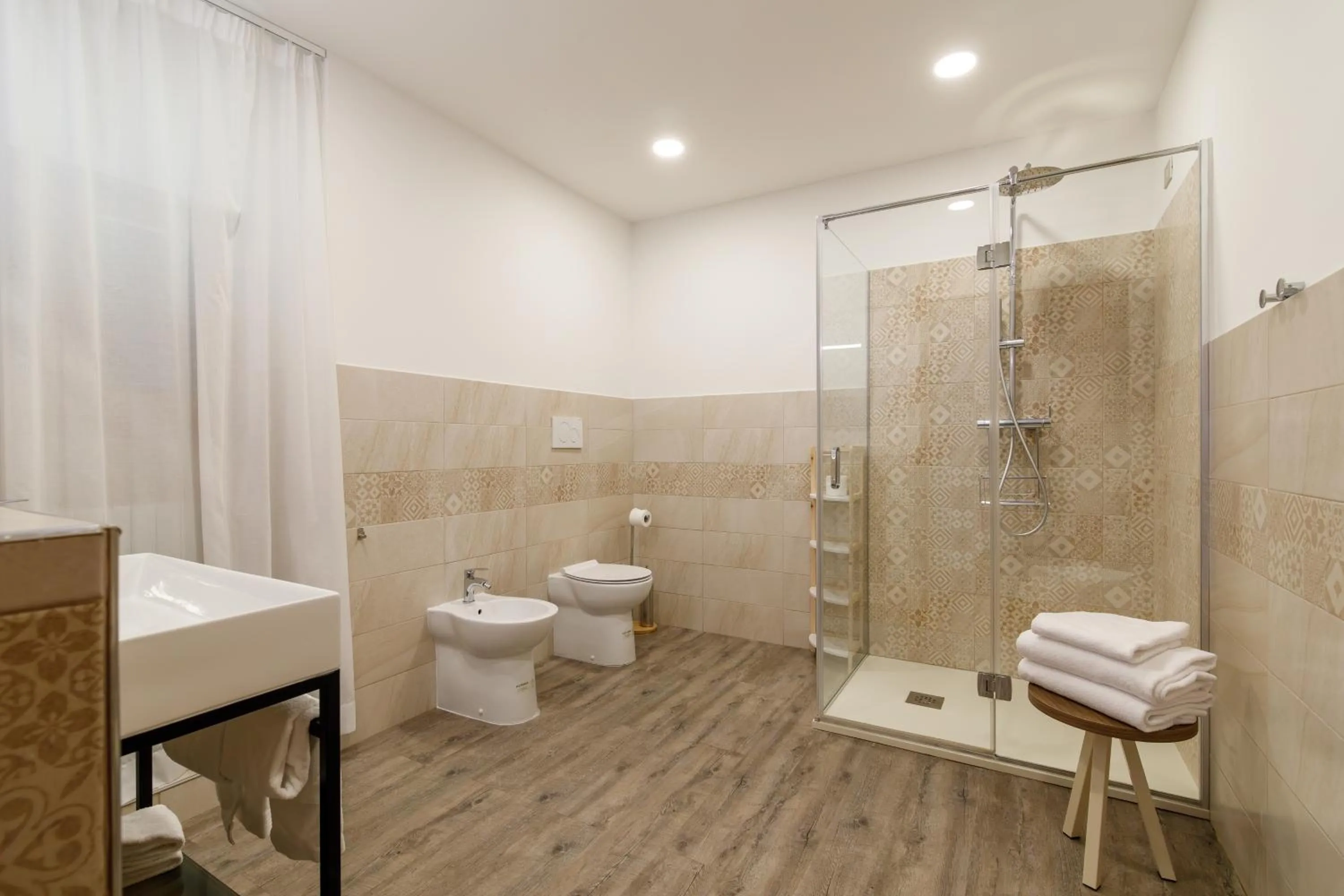 Shower in Agriturismo Villa Godenano - Pool&Restaurant