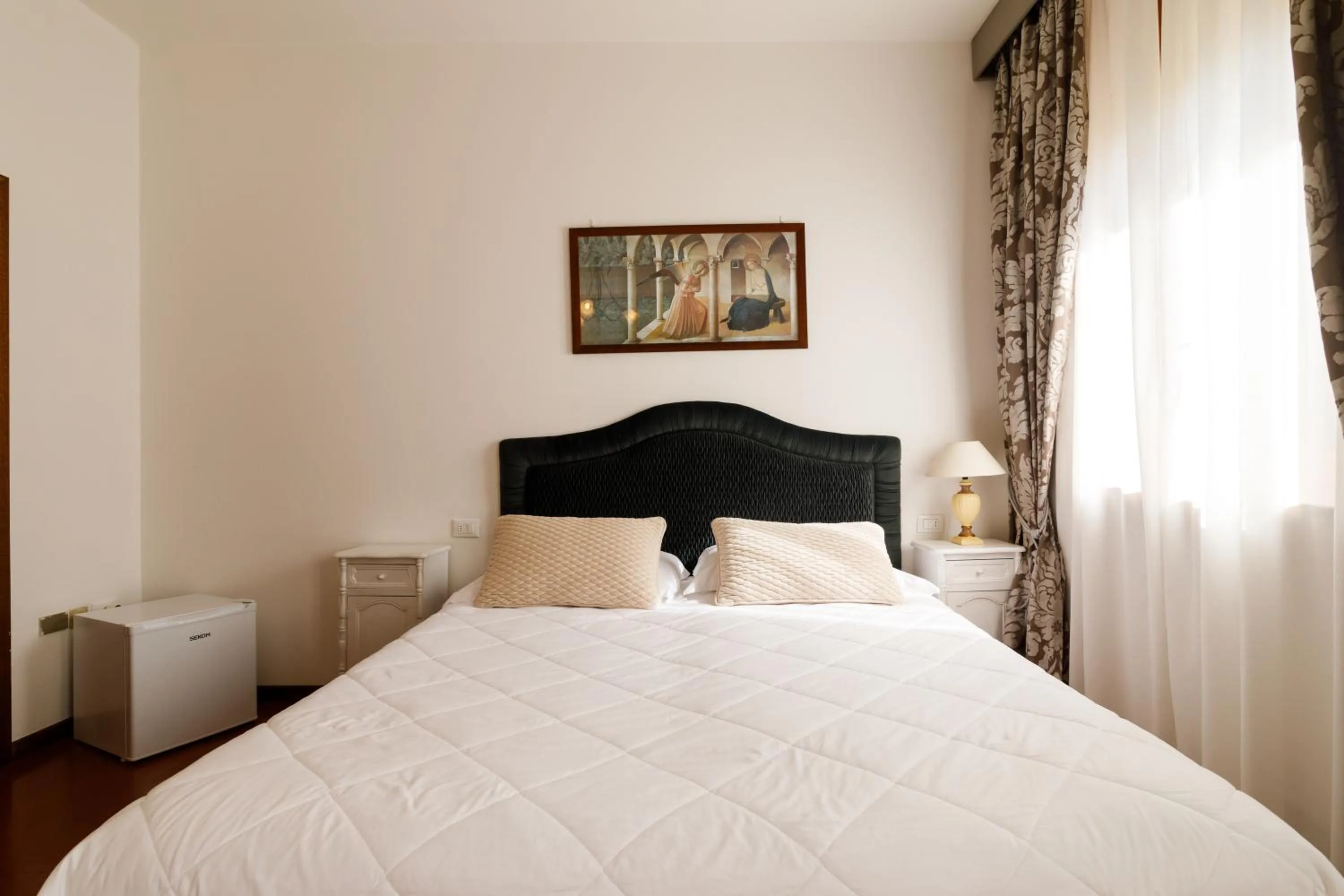 Bedroom, Bed in Agriturismo Villa Godenano - Pool&Restaurant