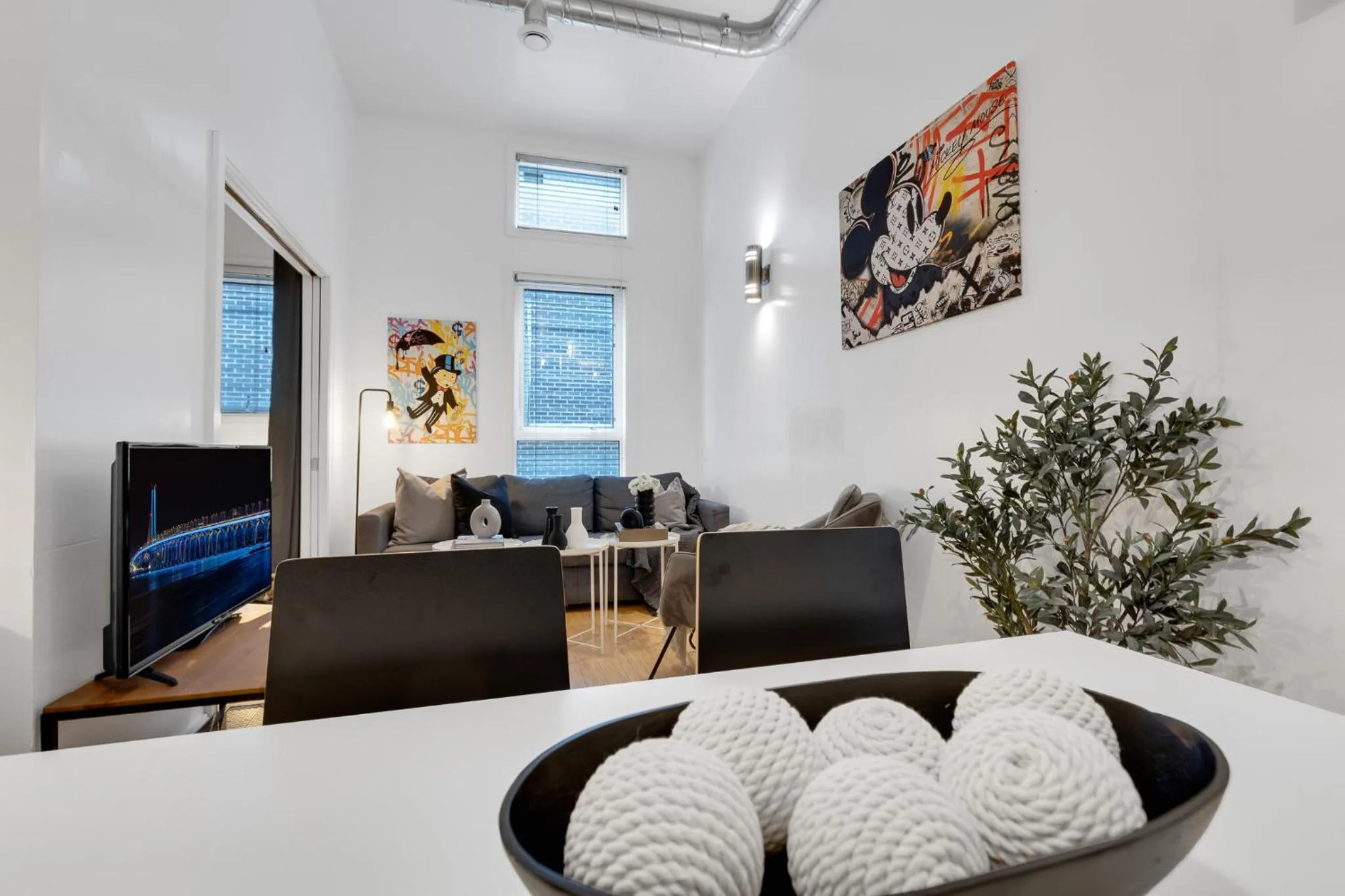 TV and multimedia in LiV MTL Main