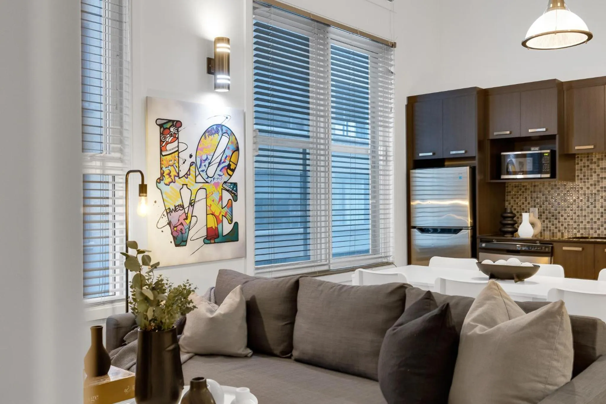 Kitchen or kitchenette in LiV MTL Main