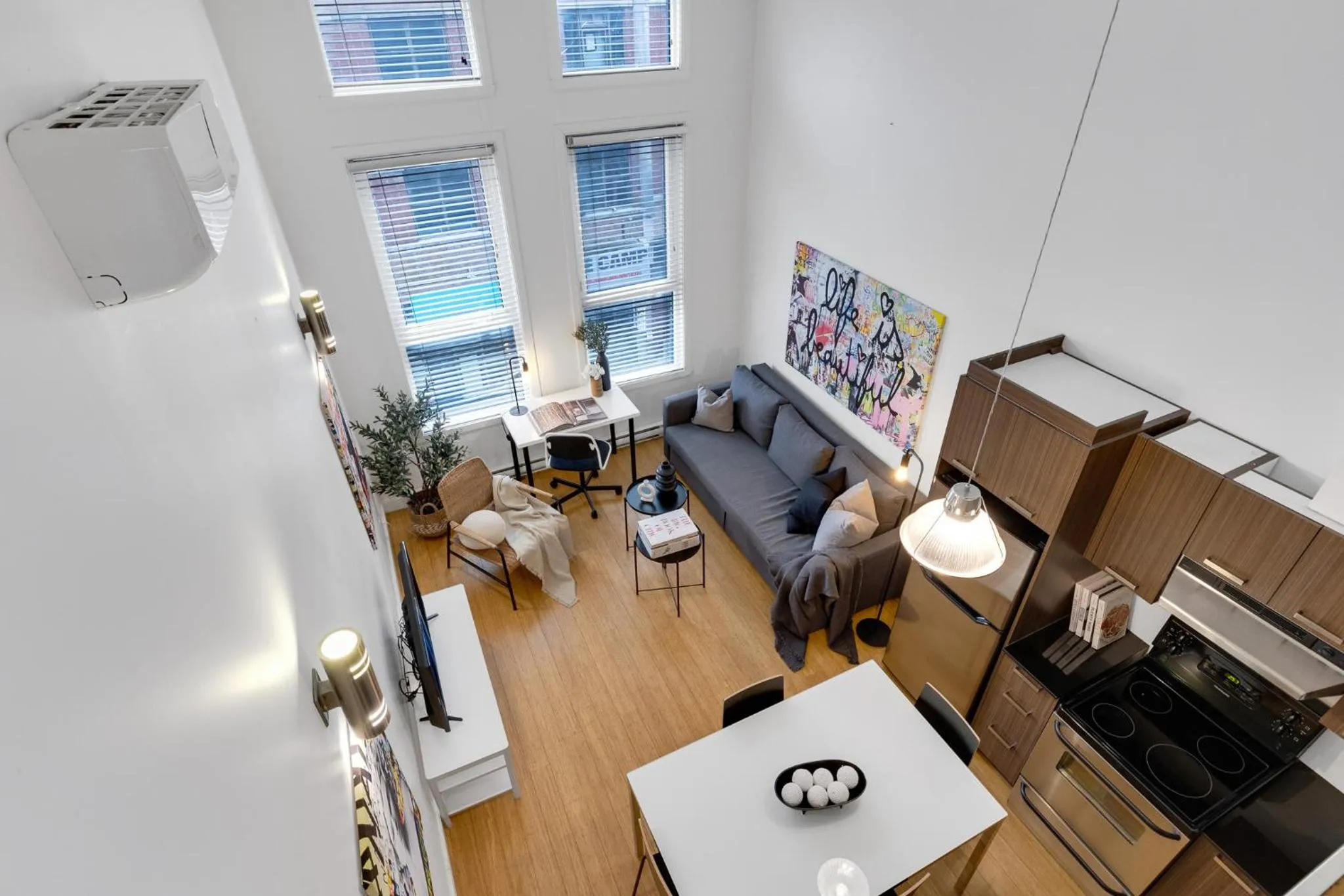 TV and multimedia in LiV MTL Main