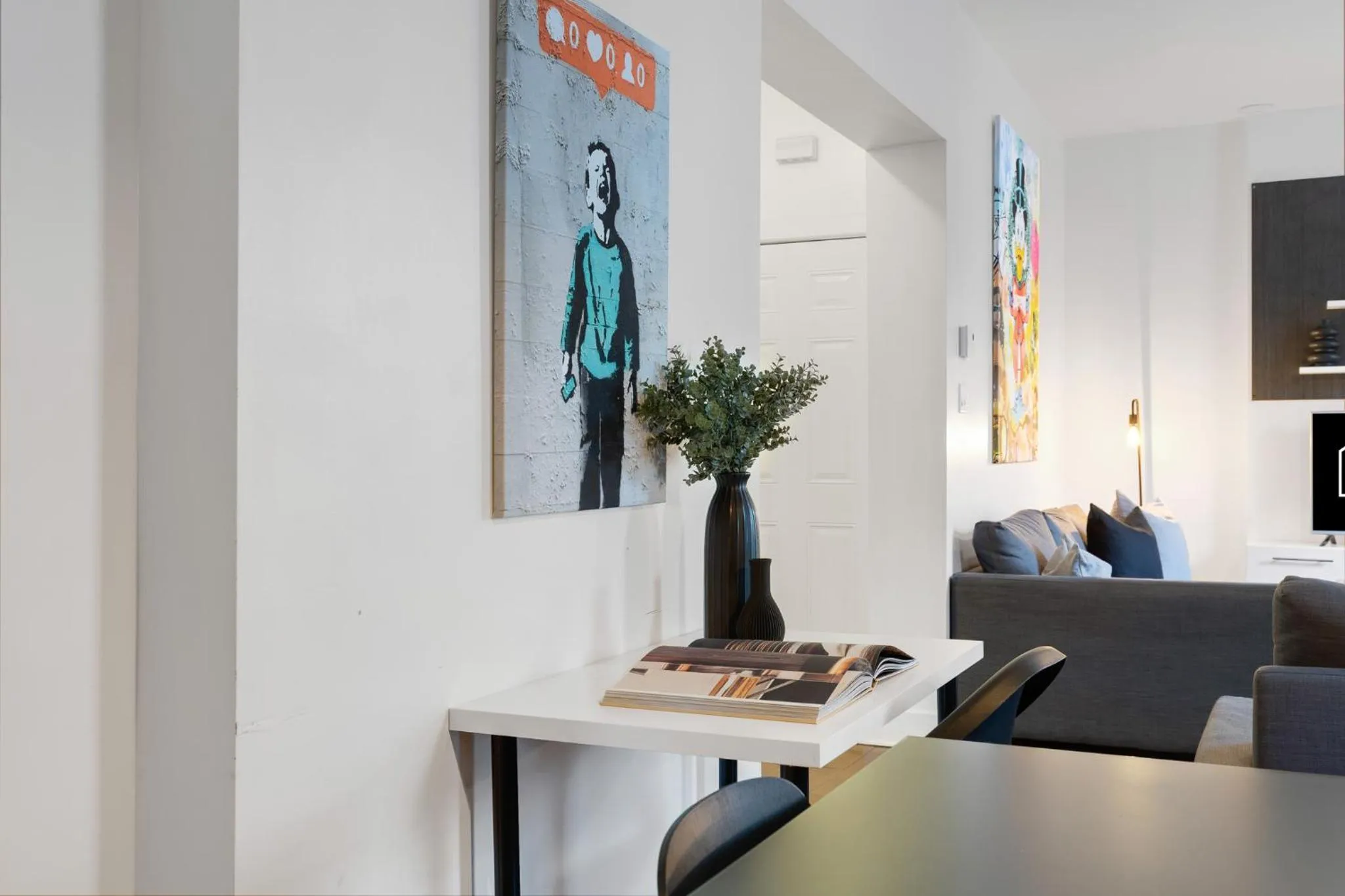 TV and multimedia in LiV MTL Chic