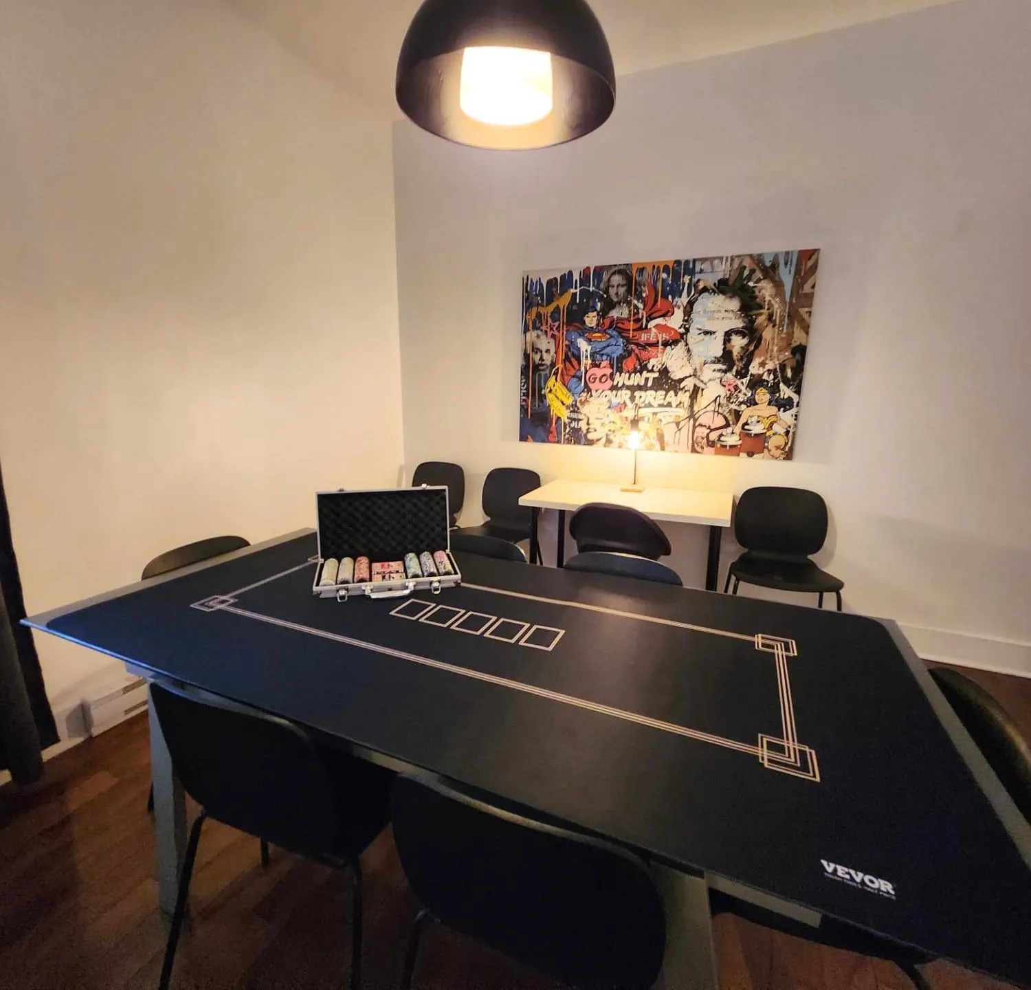 Game Room in LiV MTL Chic