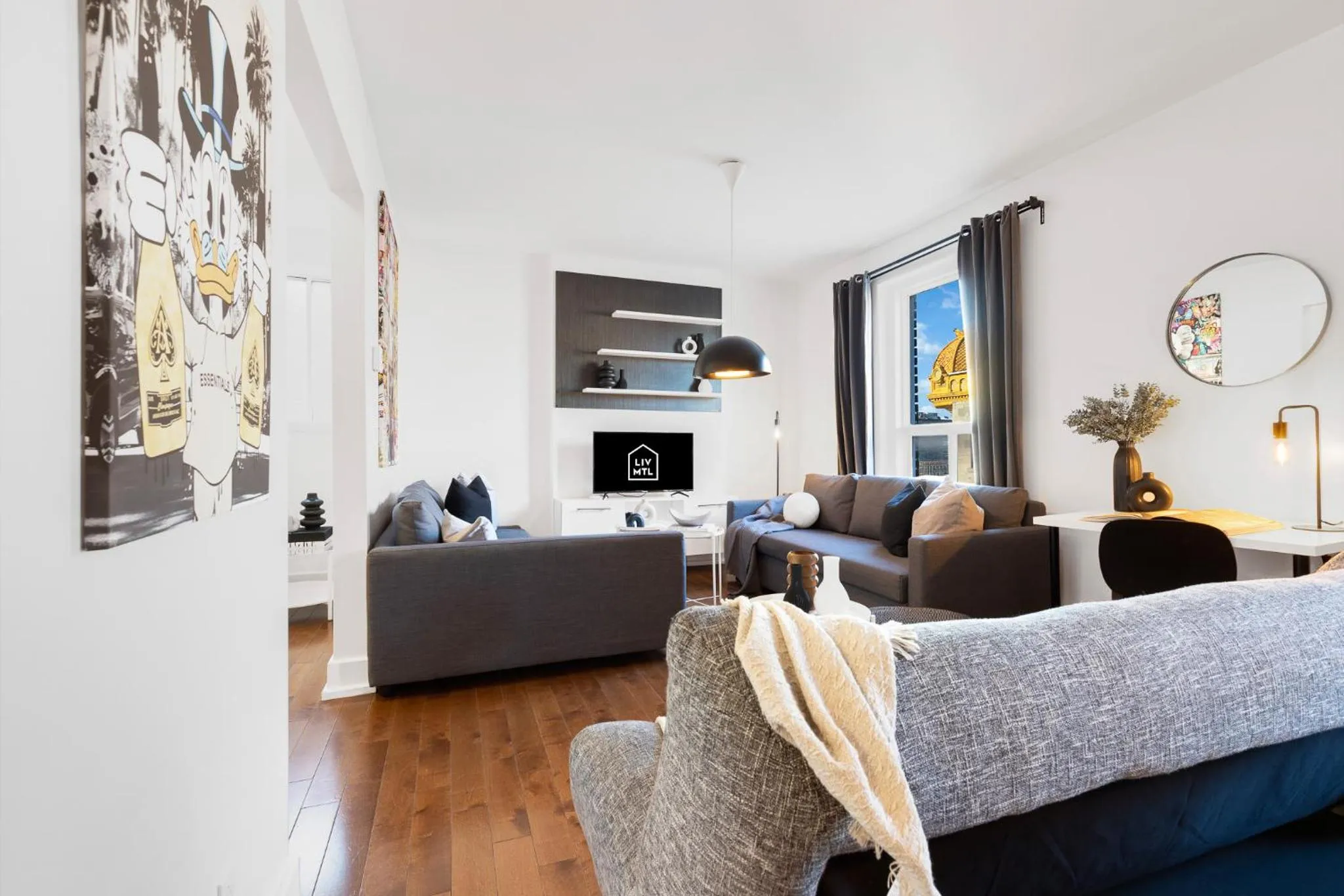 BBQ facilities in LiV MTL Chic