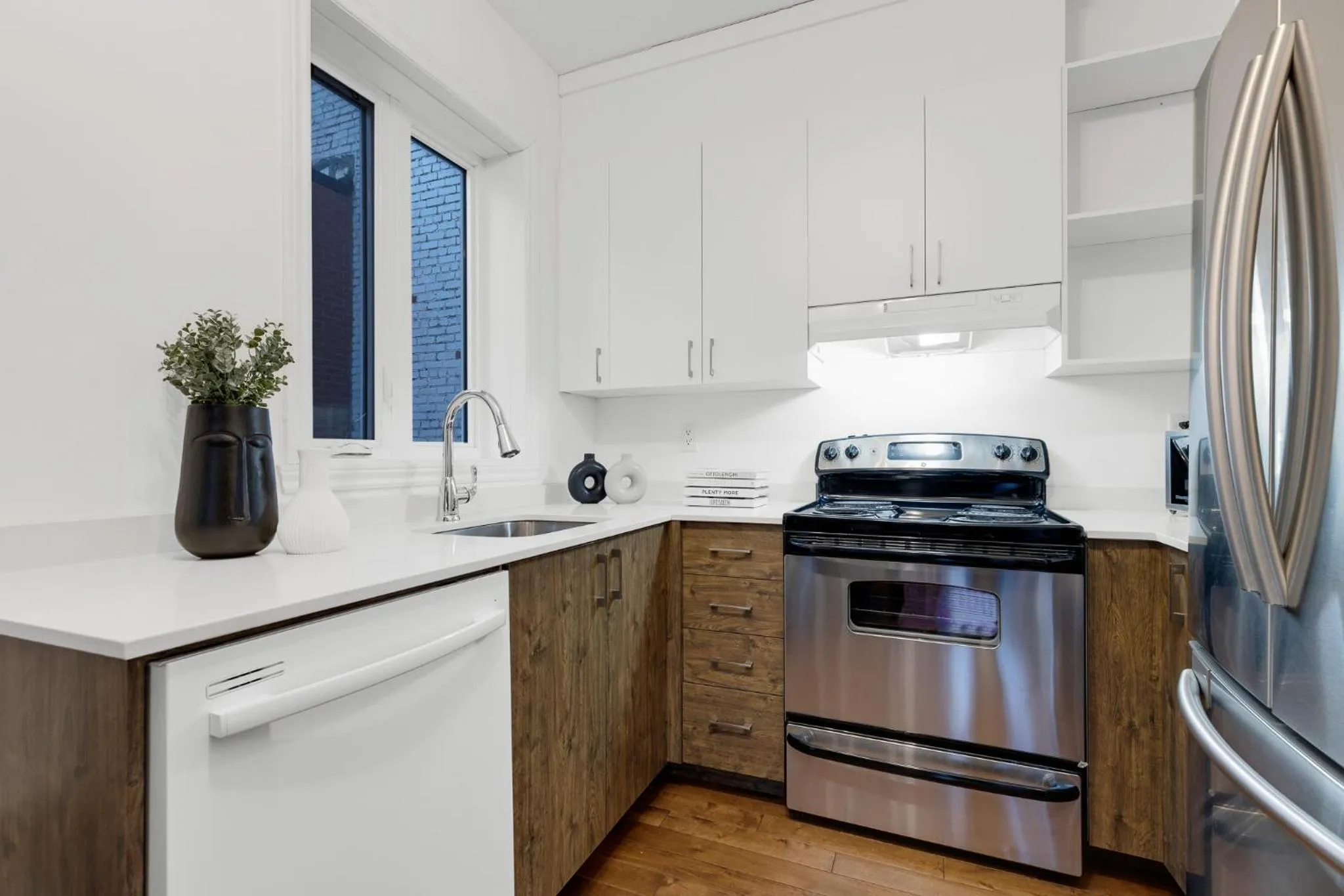 Kitchen or kitchenette in LiV MTL MTL