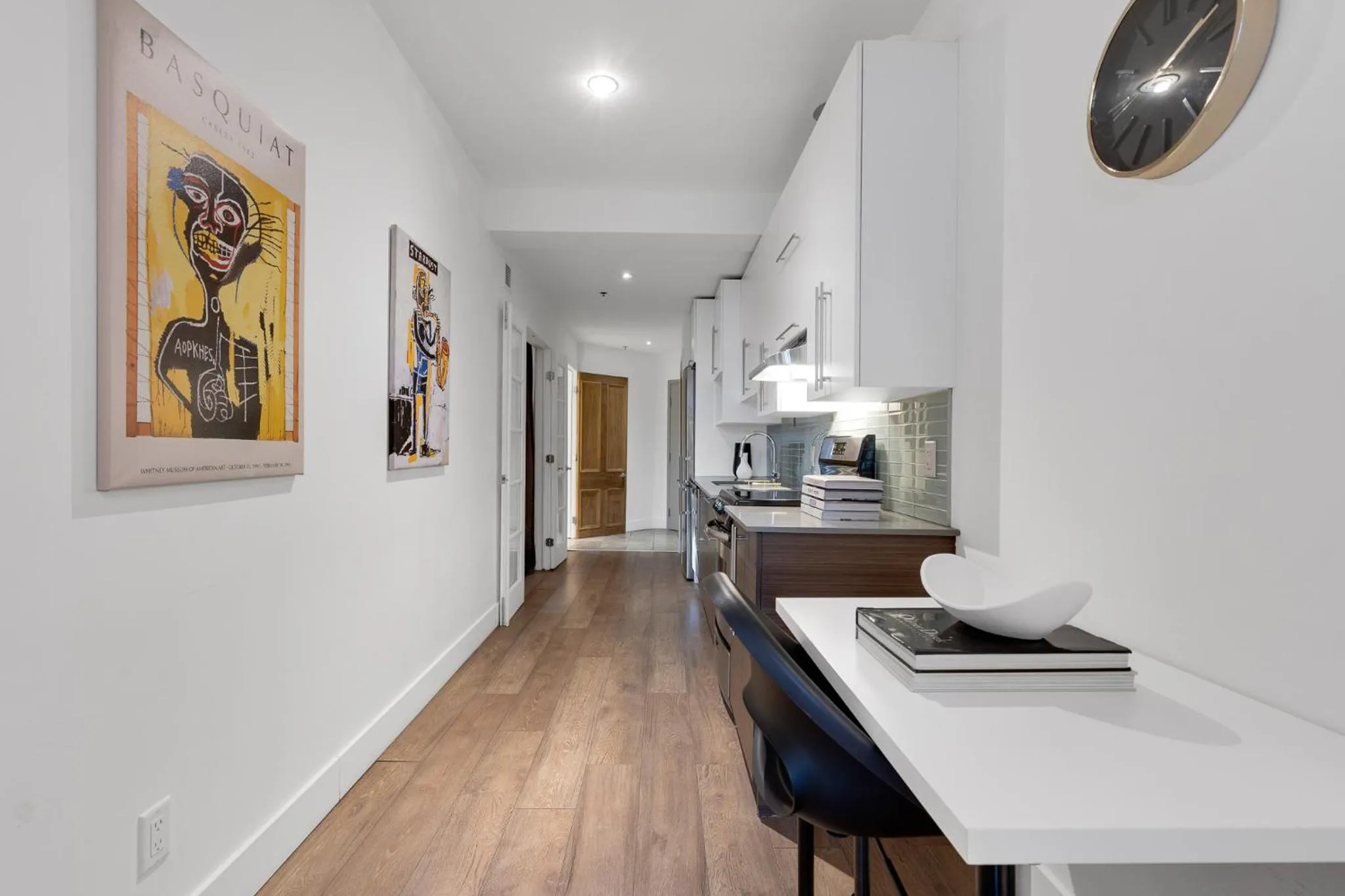 Kitchen or kitchenette in LiV MTL Downtown