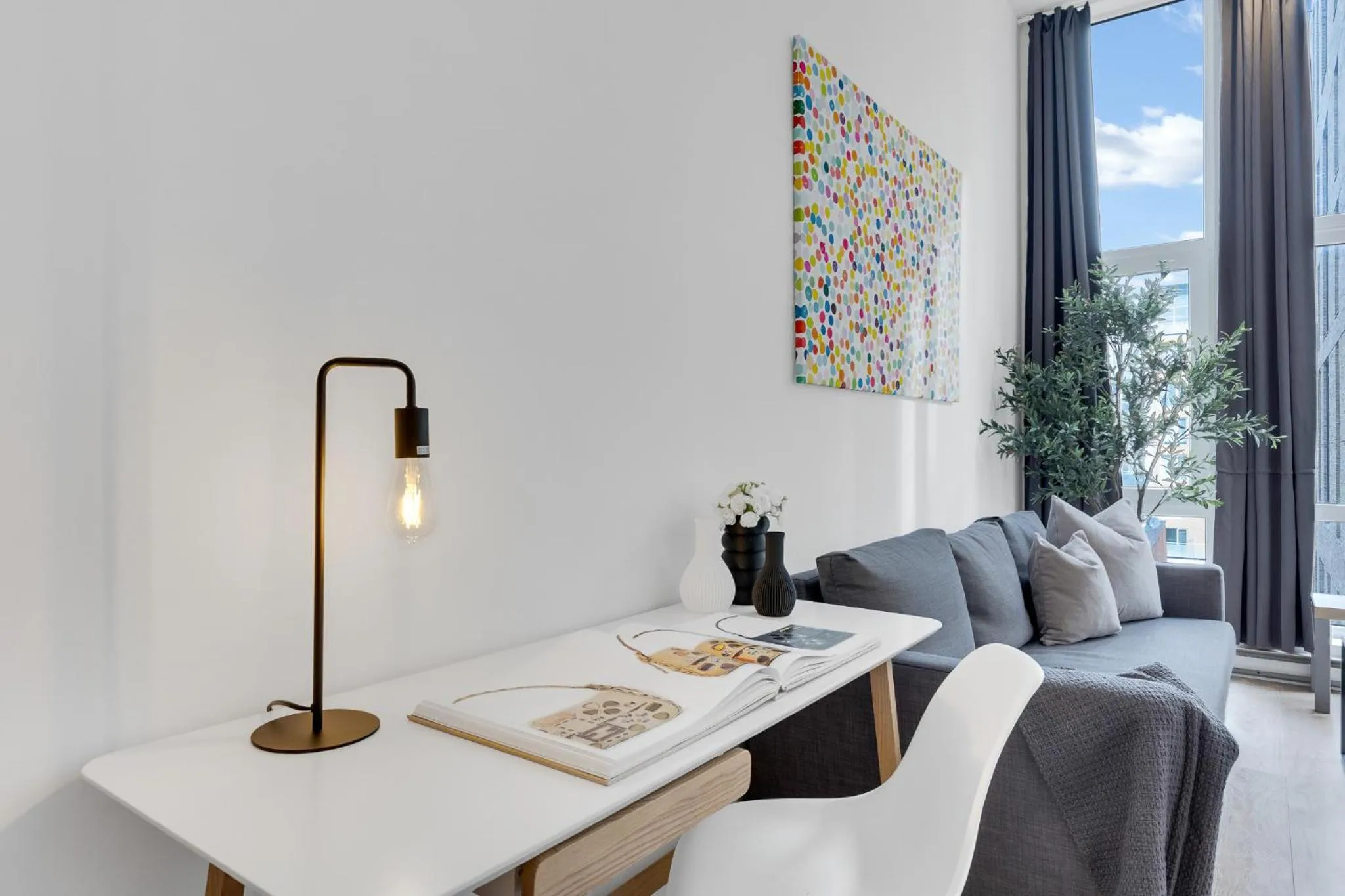 Bed in LiV MTL Downtown