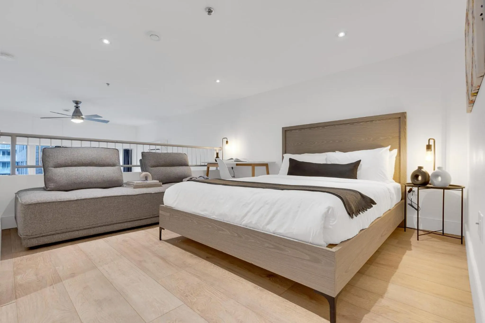 Bed in LiV MTL Downtown