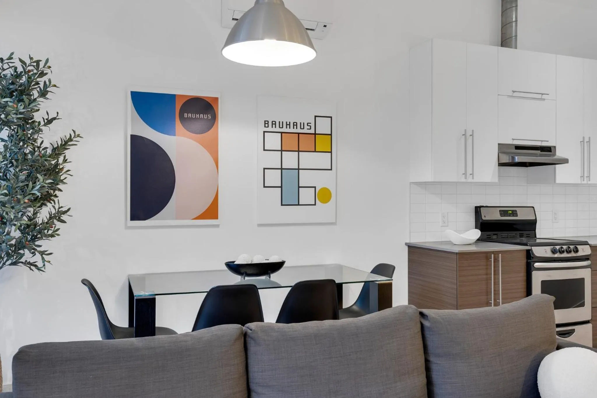 Kitchen or kitchenette in LiV MTL Downtown