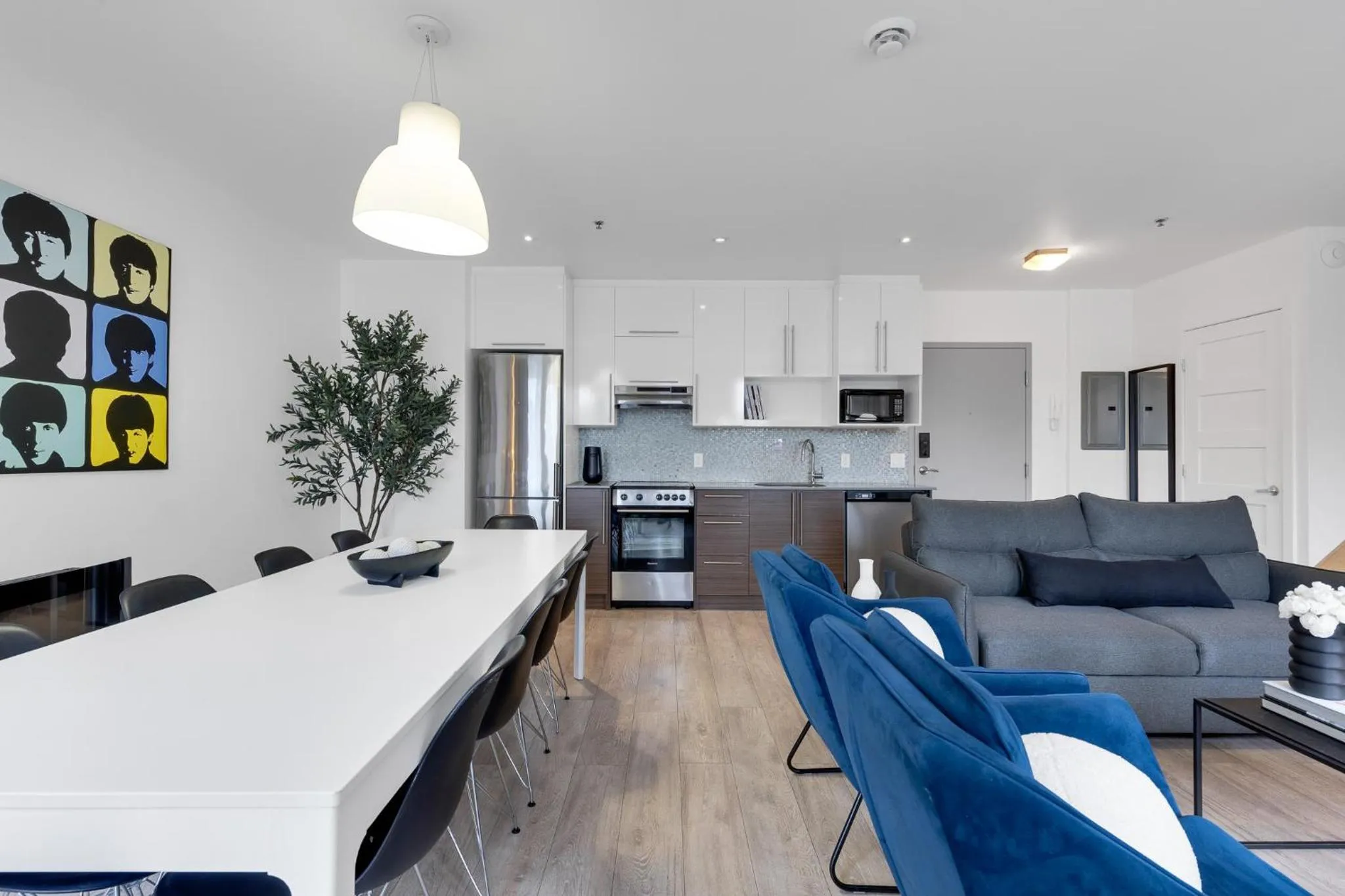 Coffee/tea facilities in LiV MTL Downtown