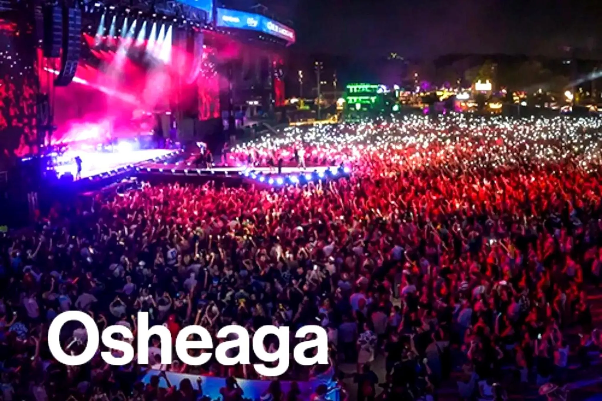 Evening entertainment in LiV MTL Downtown