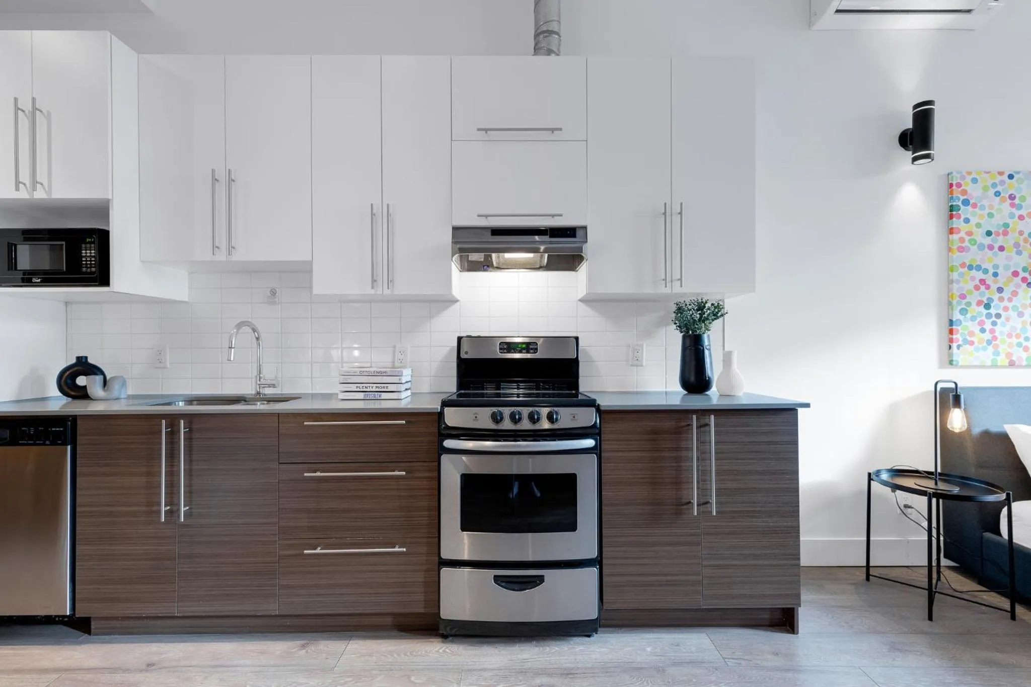 Coffee/tea facilities in LiV MTL Downtown