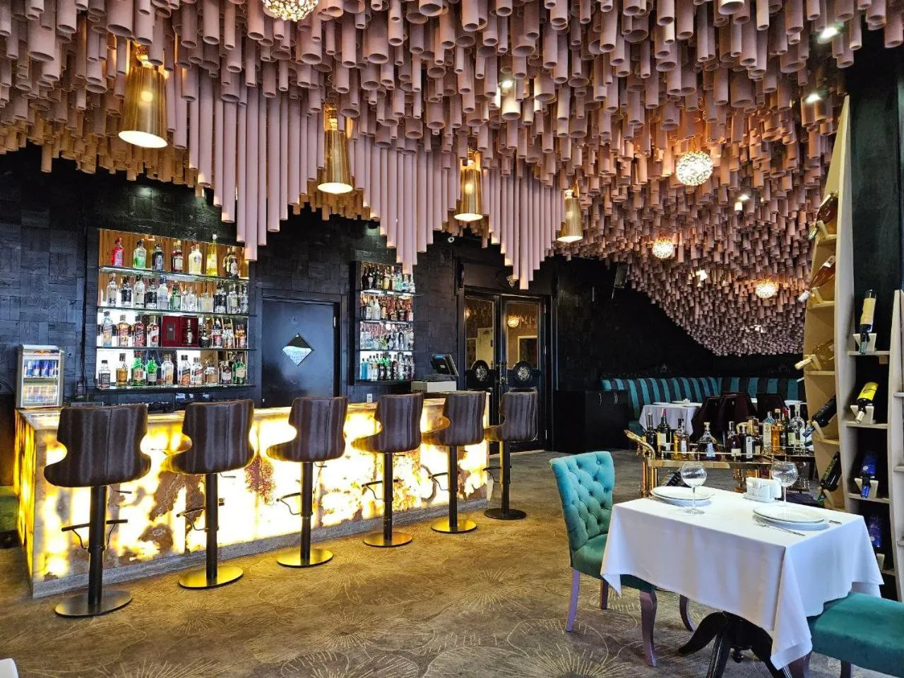 Restaurant/places to eat in Teatro Boutique Hotel