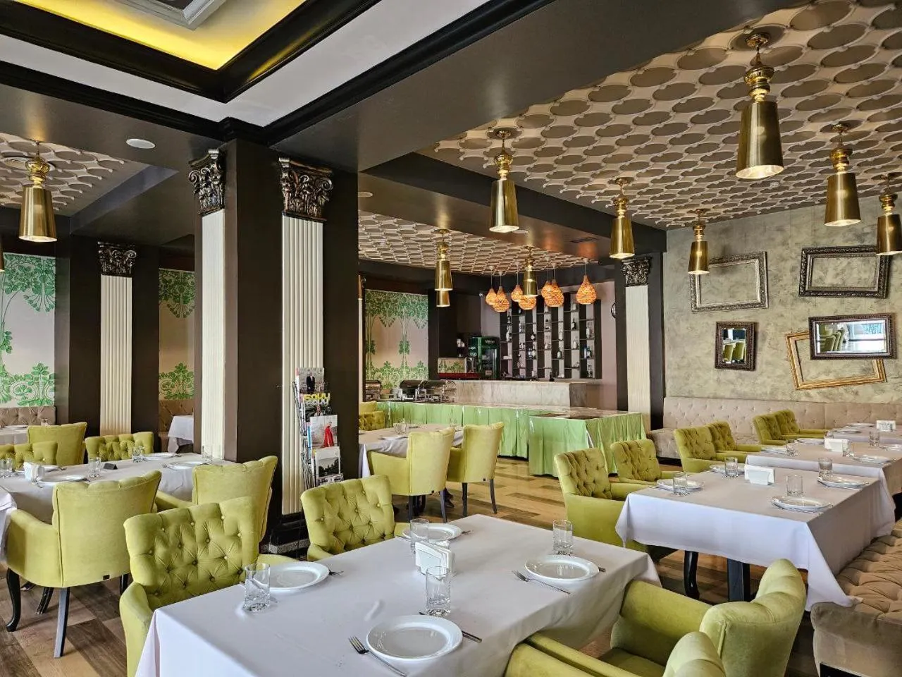 Restaurant/places to eat in Teatro Boutique Hotel