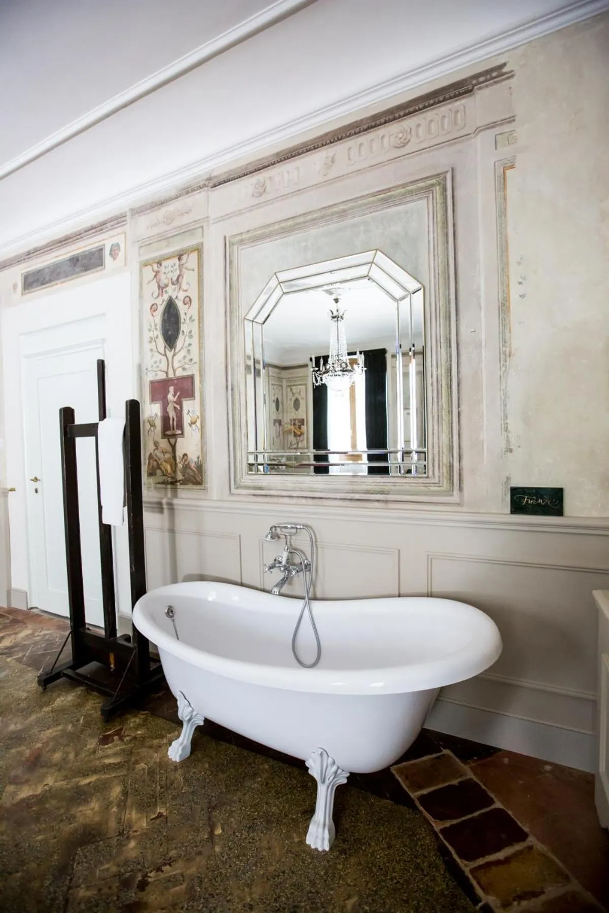 Bedroom in Oltrarno Splendid