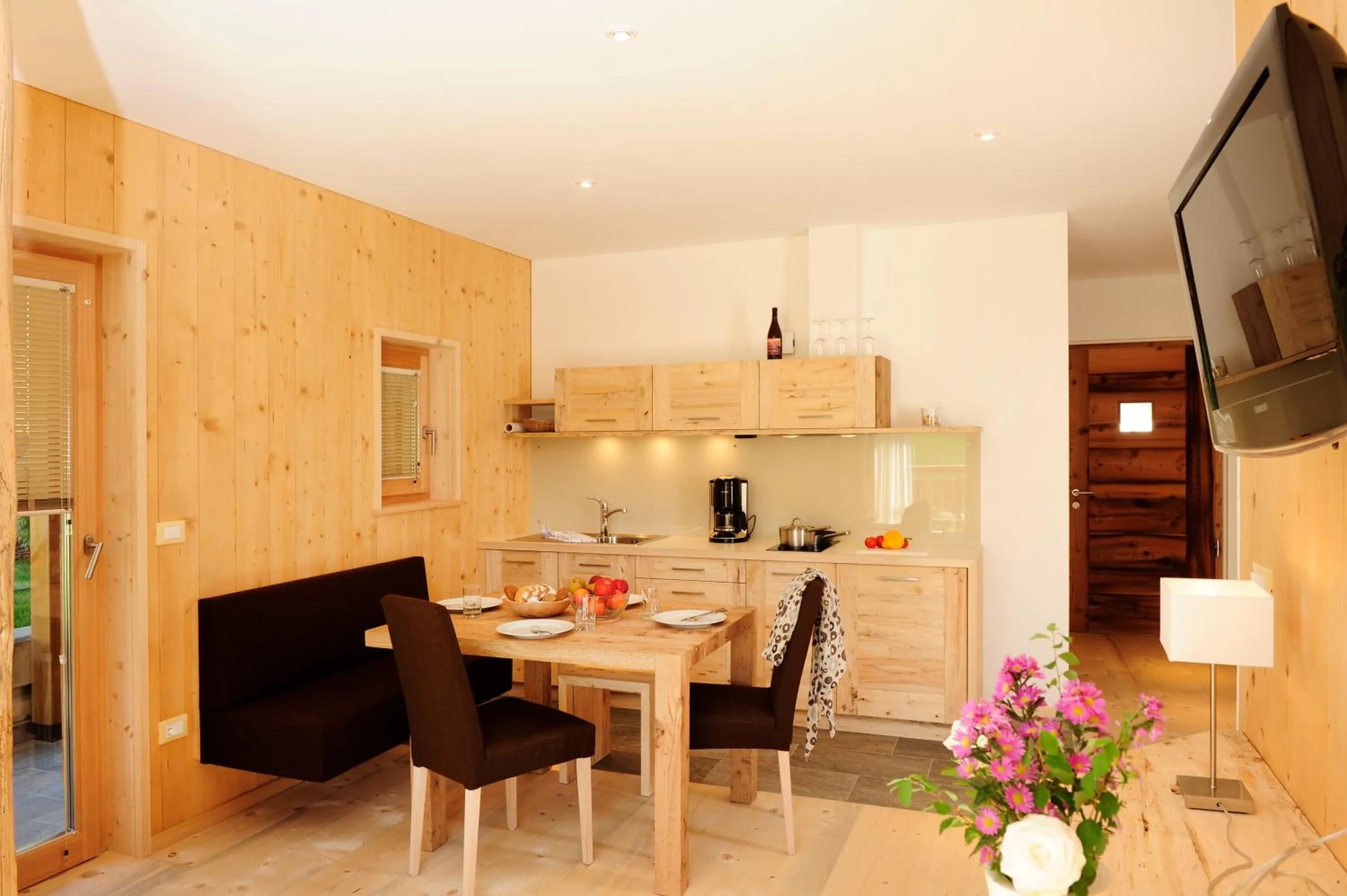 Kitchen or kitchenette in Hotel Naturoase Schwemmerhof