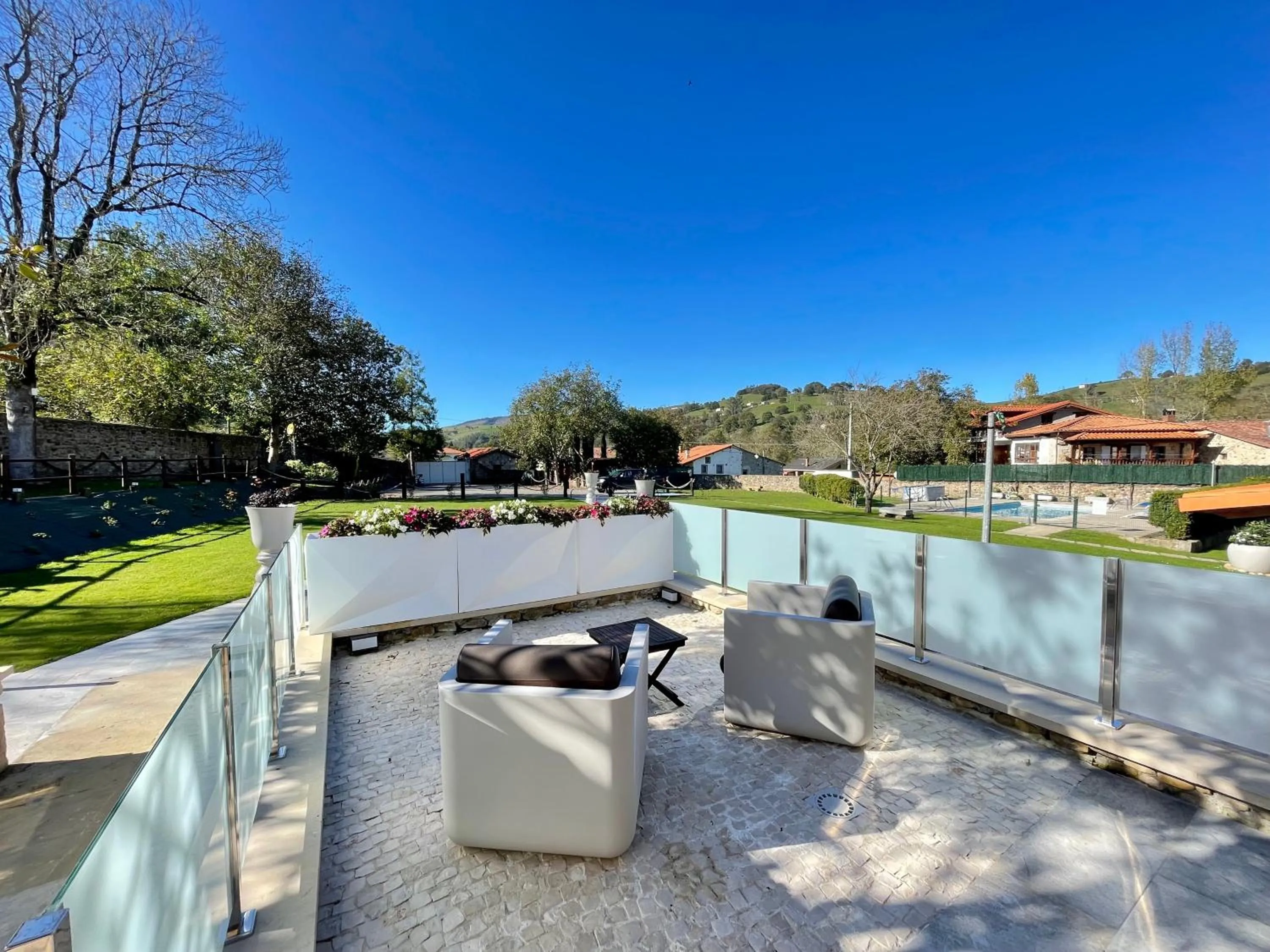 Balcony/Terrace in Akla Hotel Suites Valles Pasiegos