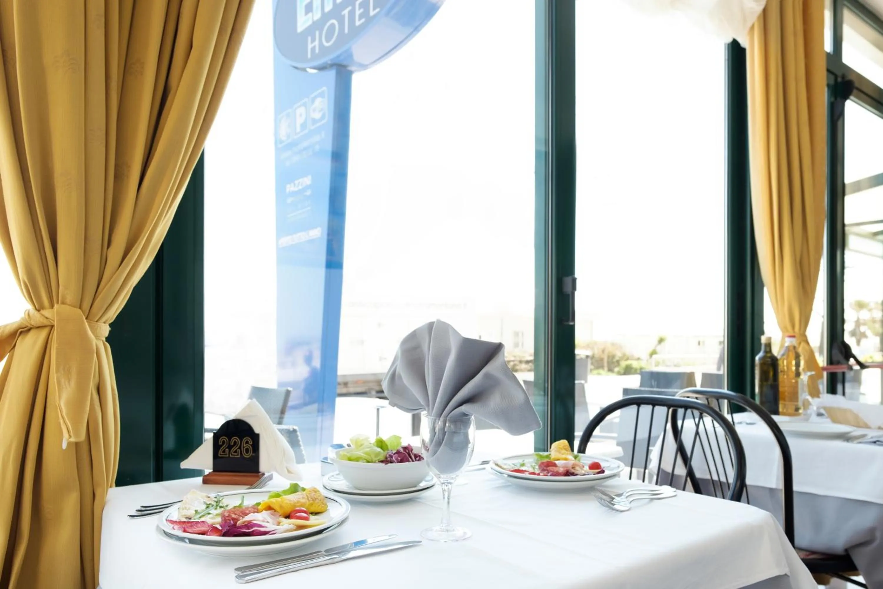 Lunch in Hotel Emilia