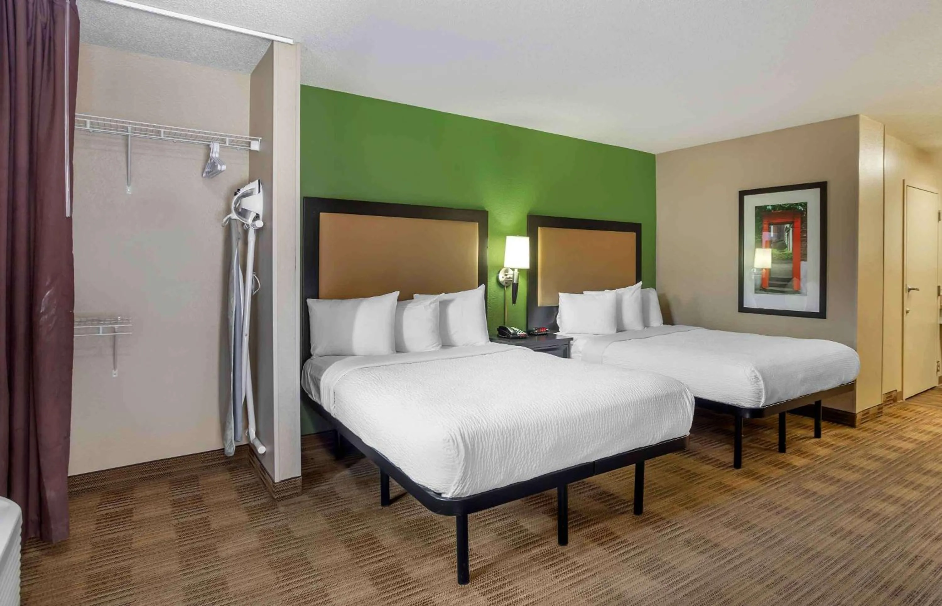 Bedroom, Bed in Extended Stay America Suites - Sacramento - Arden Way