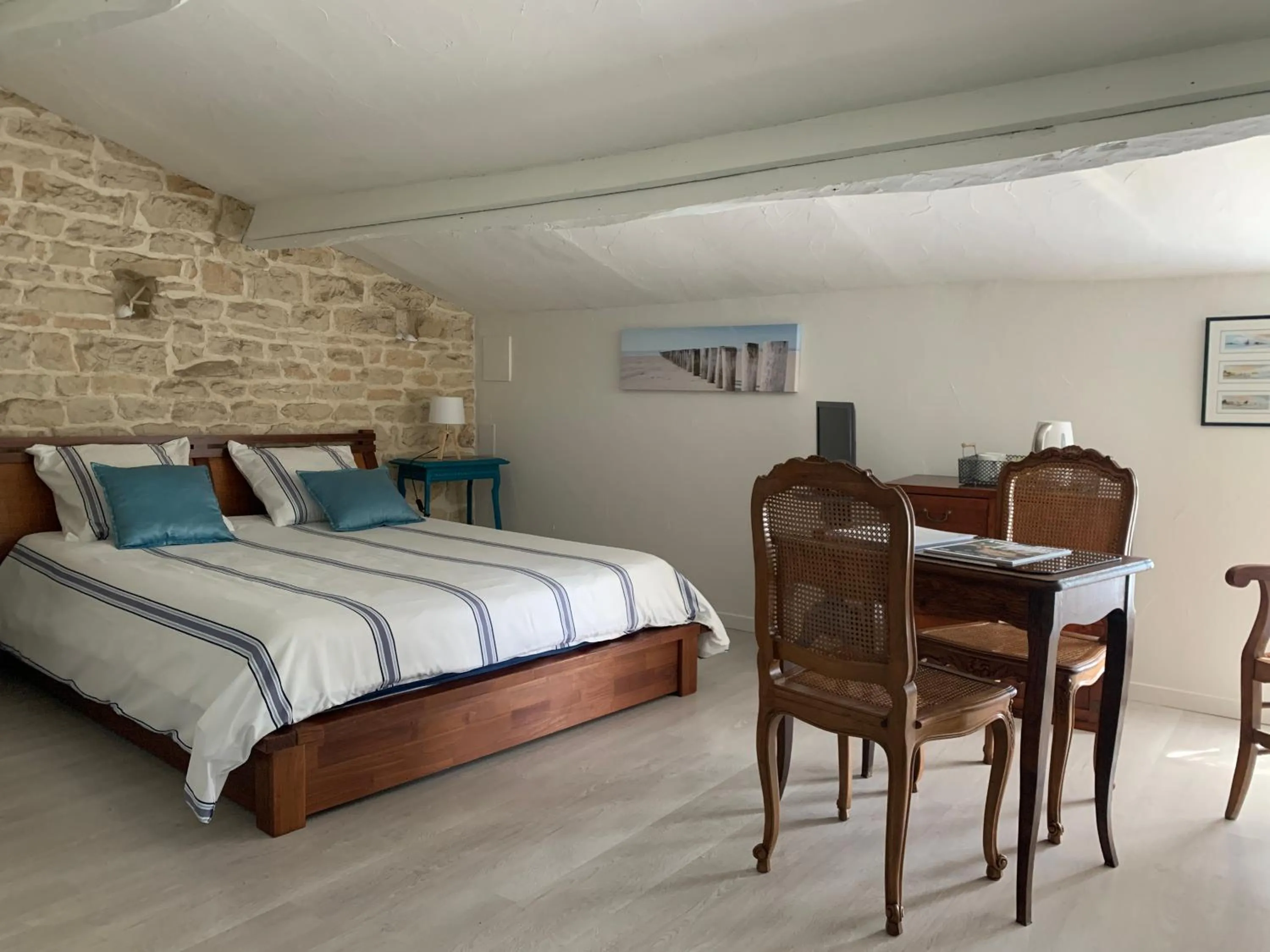 Bed in Maison d'hôtes La Chabanaise - Marais Poitevin