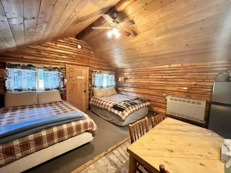 Bed in Silver Gate Lodging