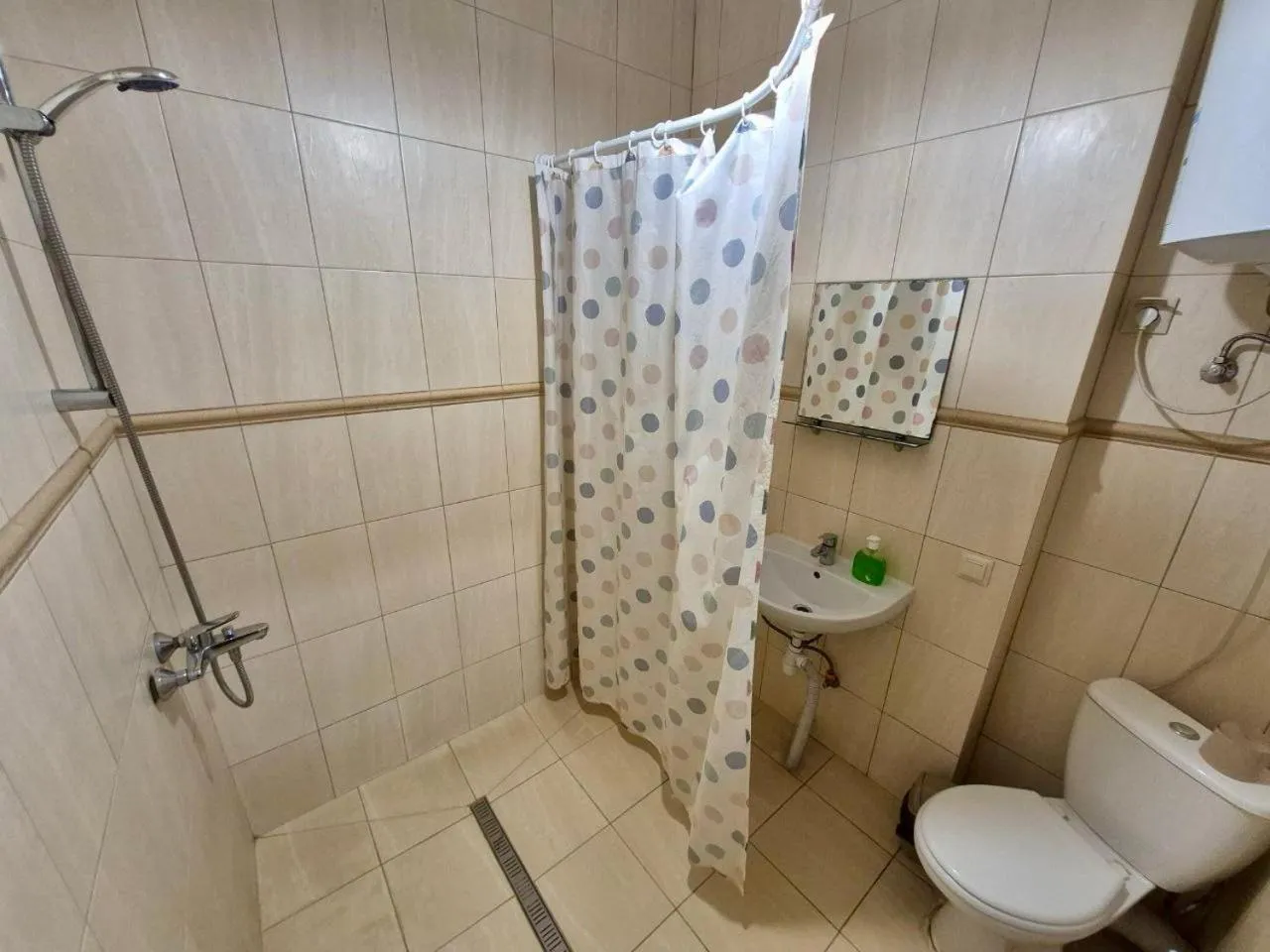 Shower in Pechersk House