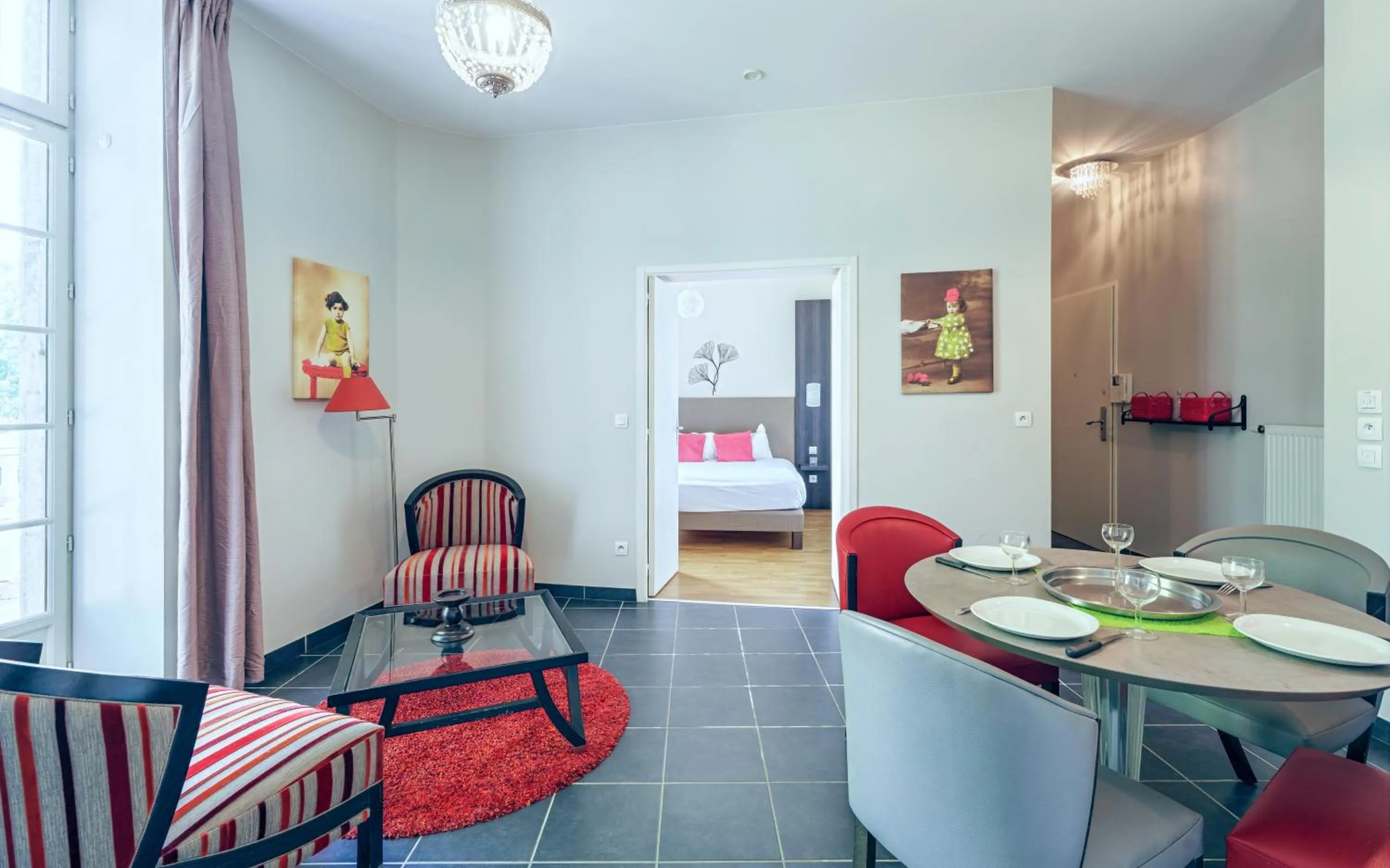 Dining area, Bed in Tempologis - Chateau de la Rochette