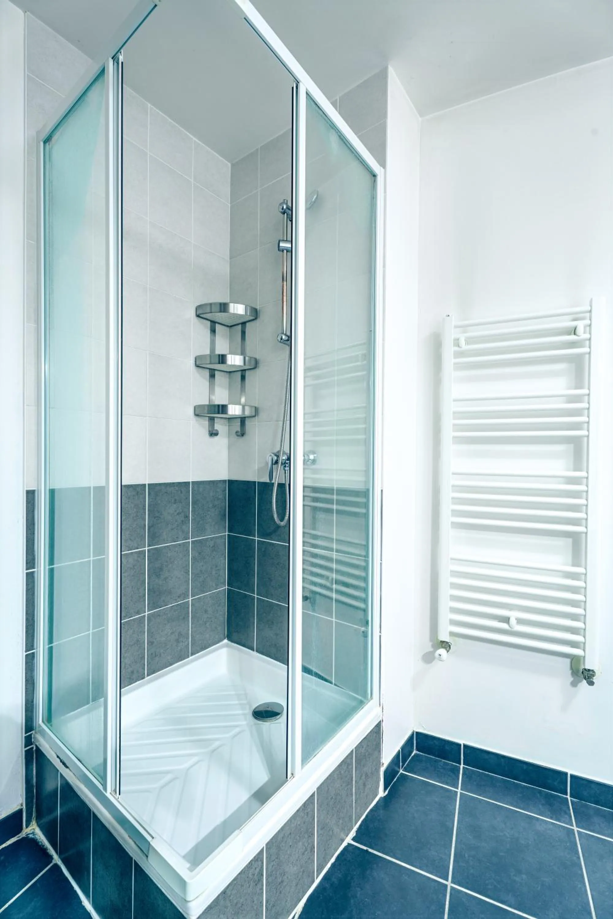 Shower in Tempologis - Chateau de la Rochette