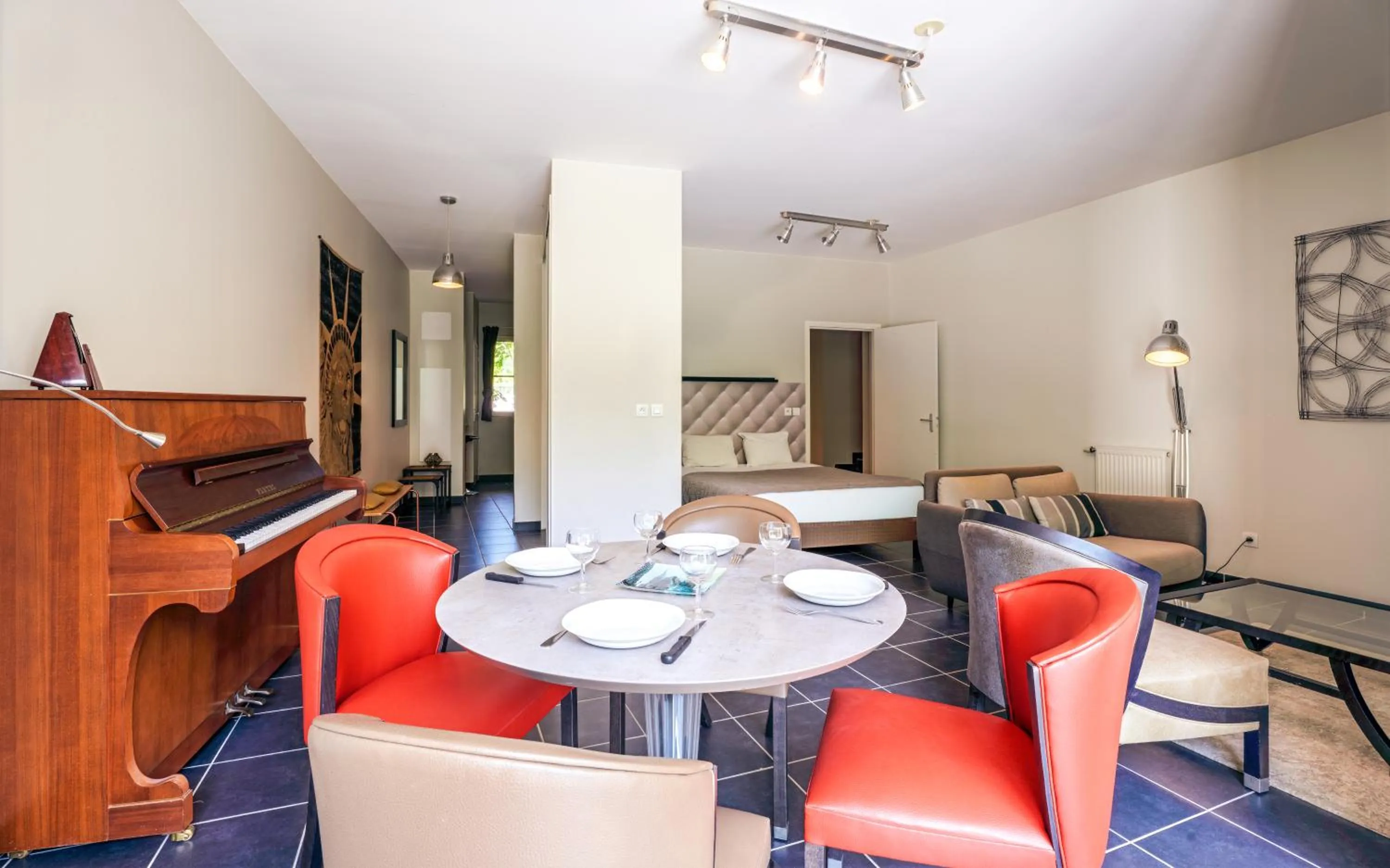 Seating area in Tempologis - Chateau de la Rochette