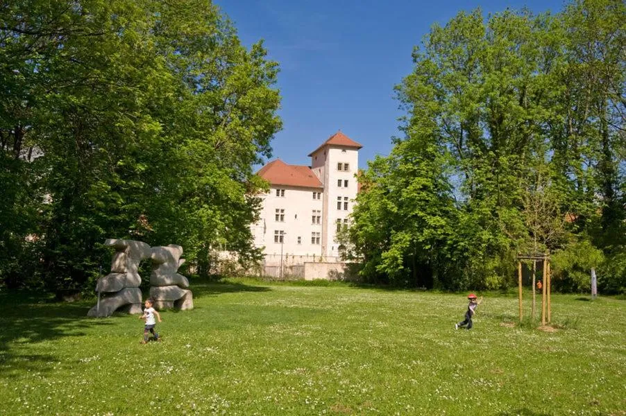 Property building in Apparthôtel Tempologis - Chateau de la Rochette