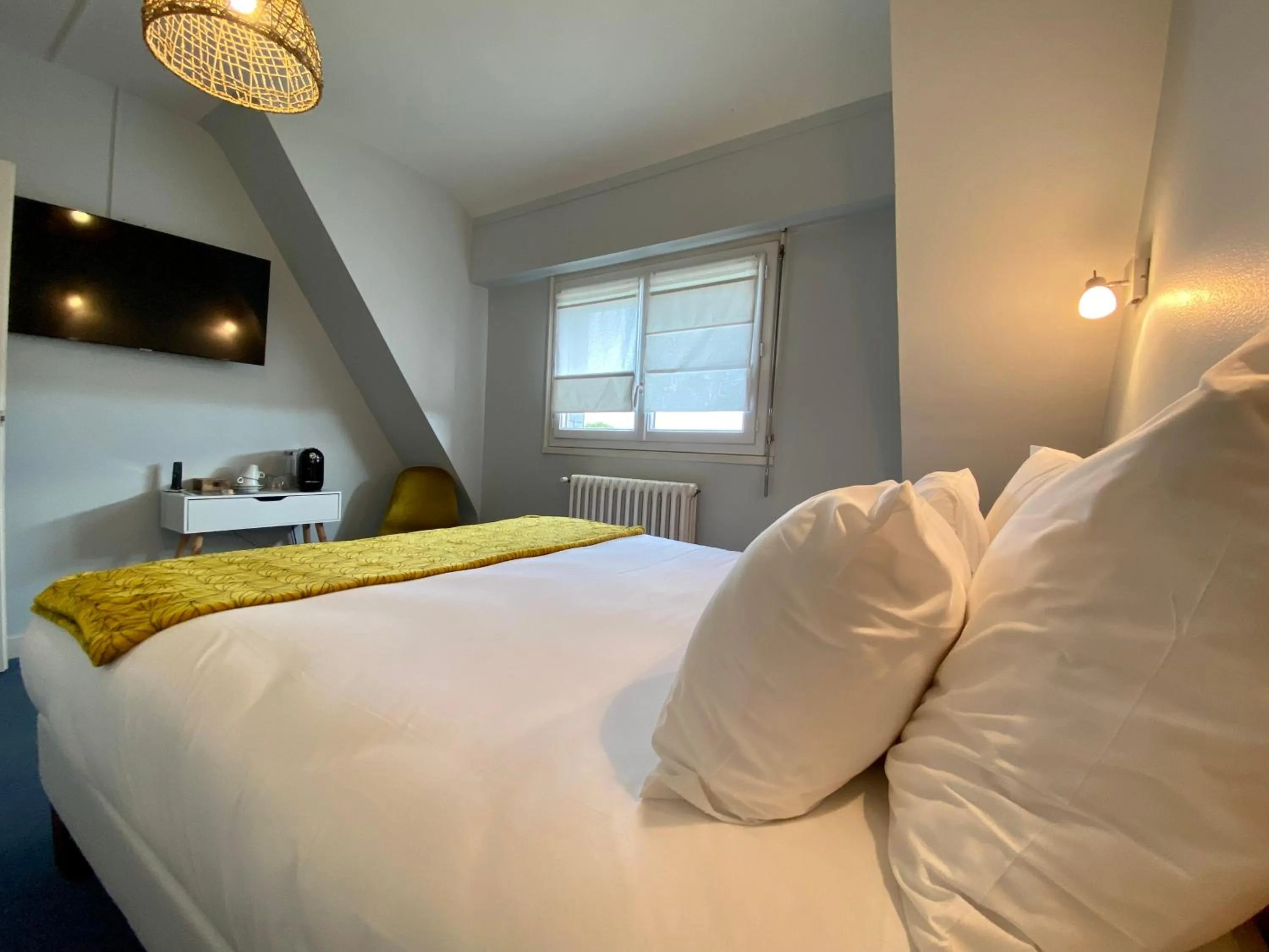 Bedroom, Bed in Hôtel La Maison des Dunes