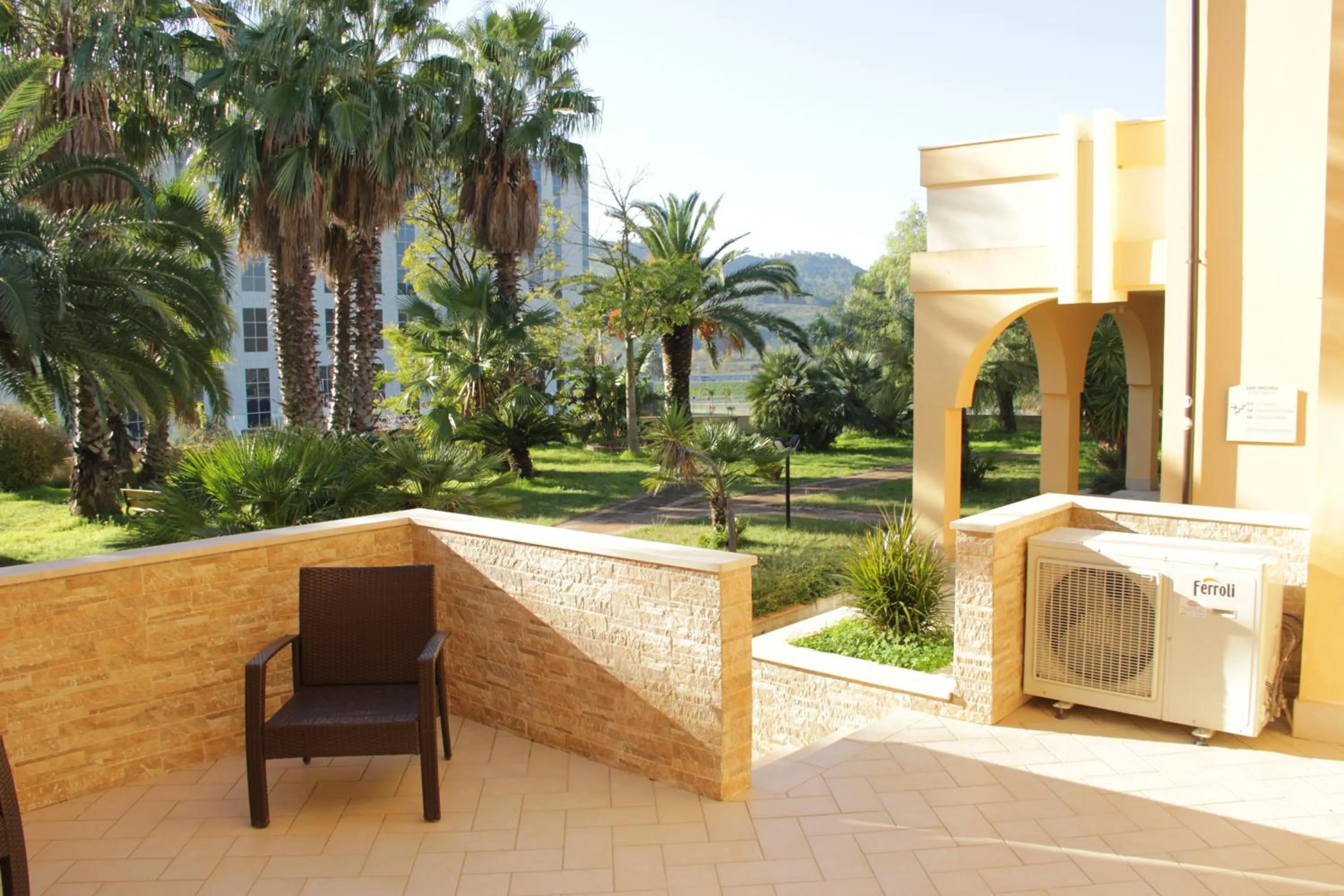 Facade/entrance in San Michele Apartments&Rooms