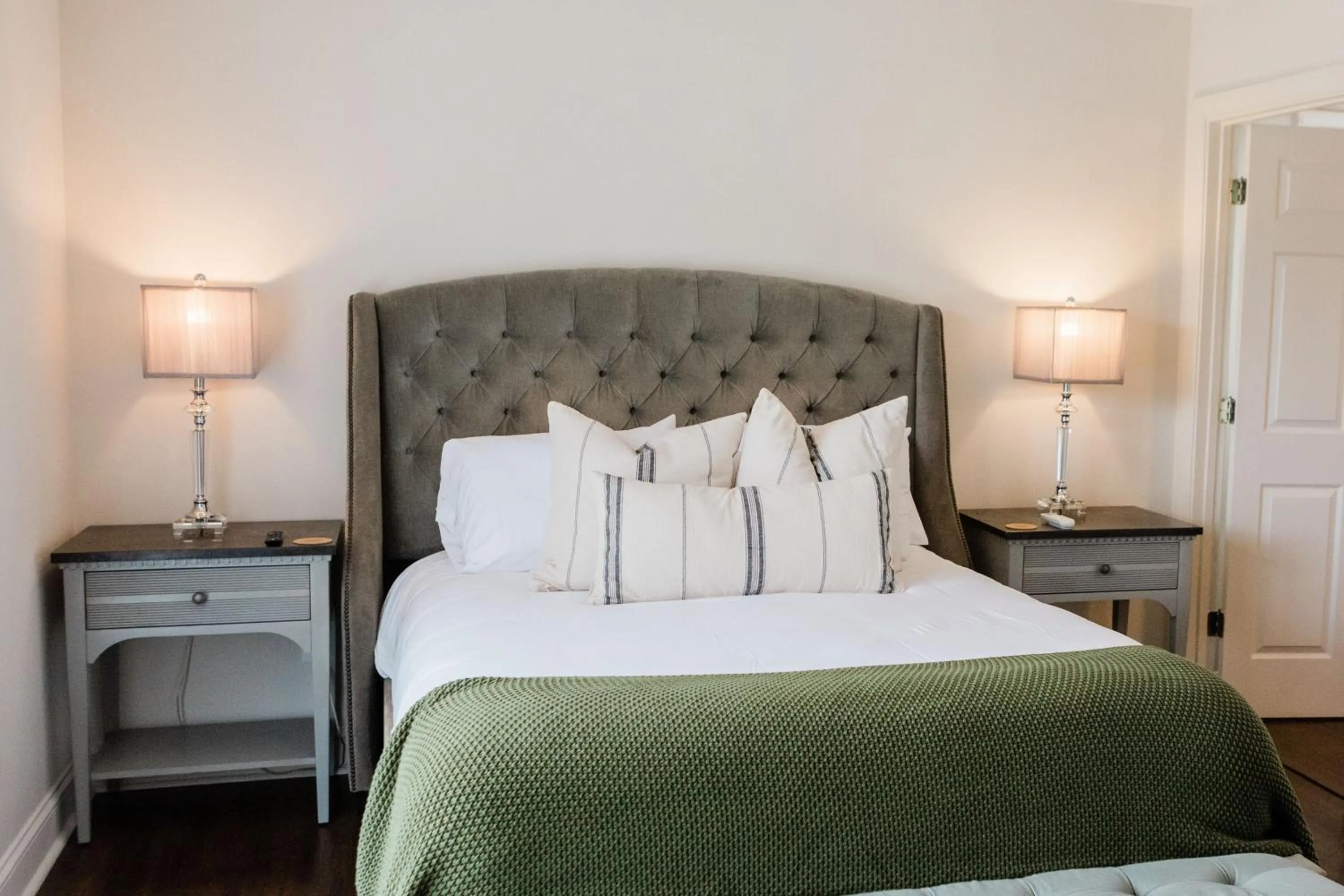 Bedroom, Bed in Dahlonega Resort and Vineyard