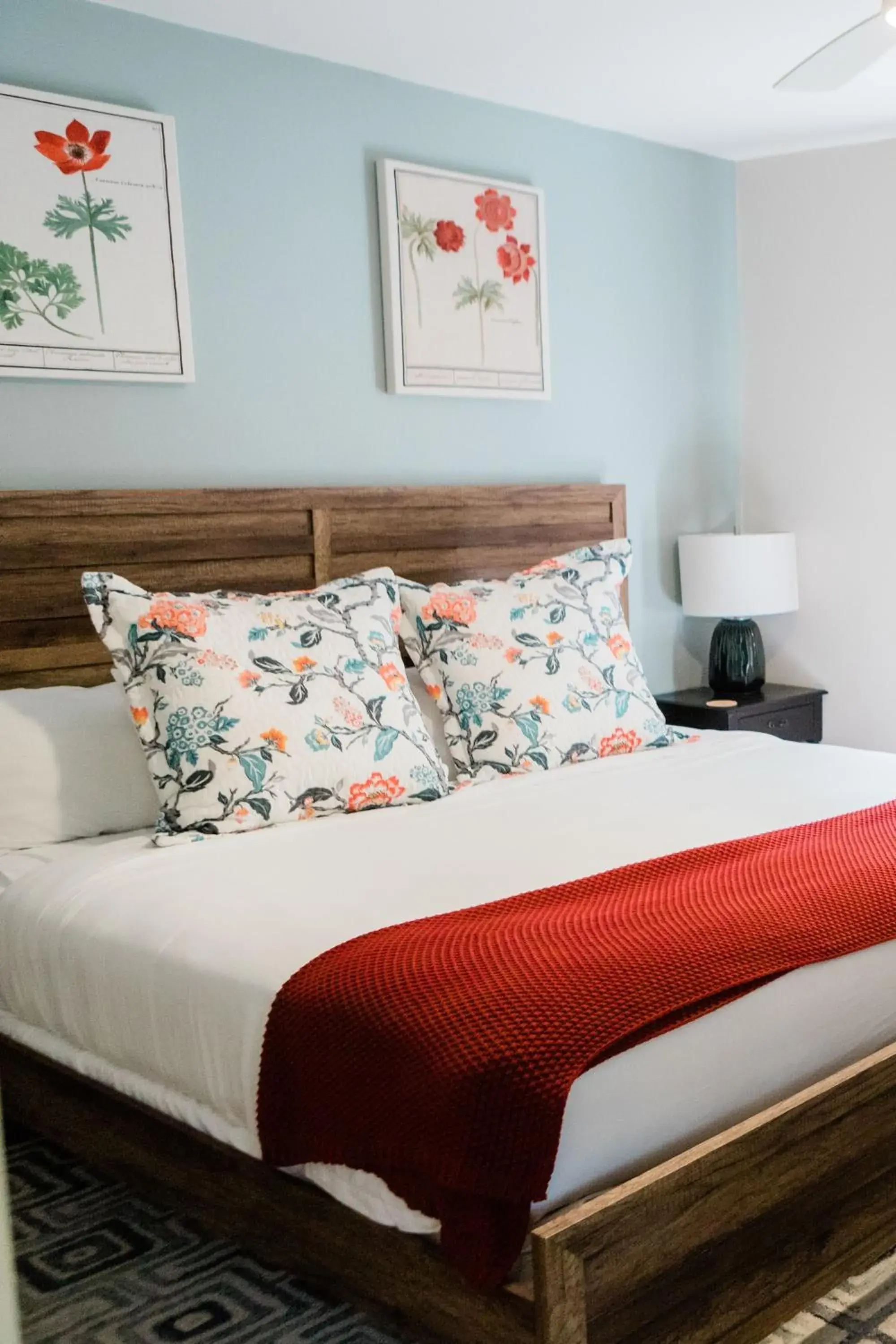 King Room in Dahlonega Resort and Vineyard King Room in Dahlonega Resort and Vineyard