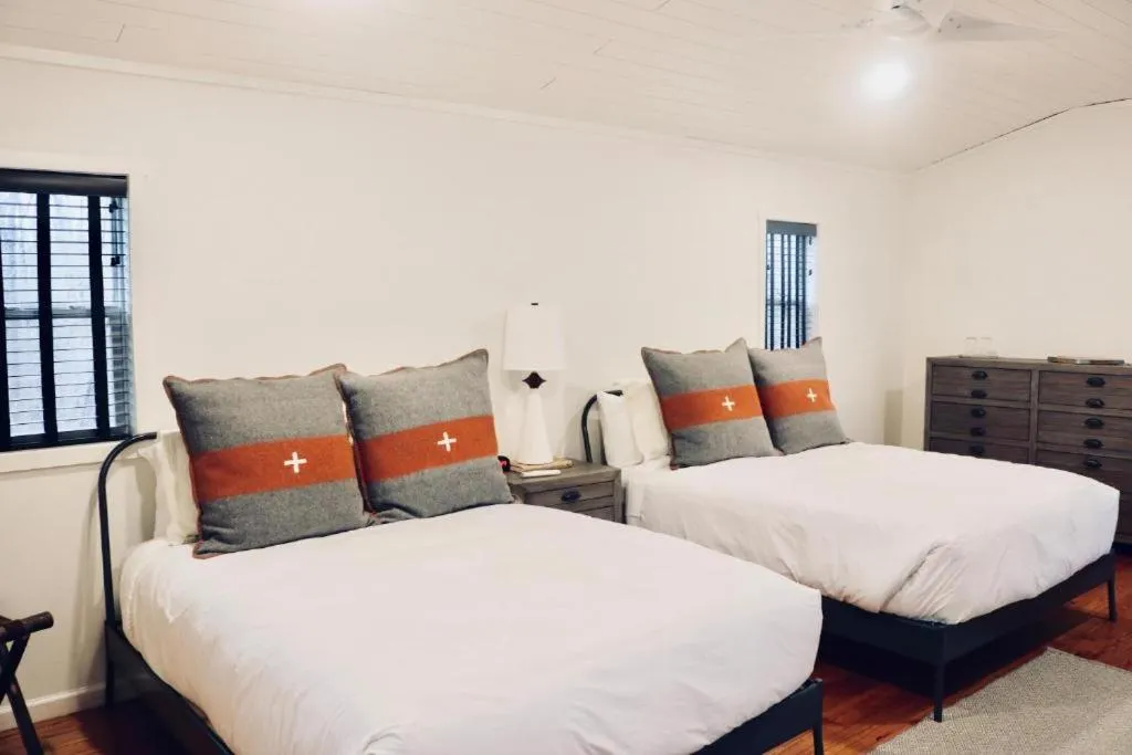 Photo of the whole room, Bed in Dahlonega Resort and Vineyard