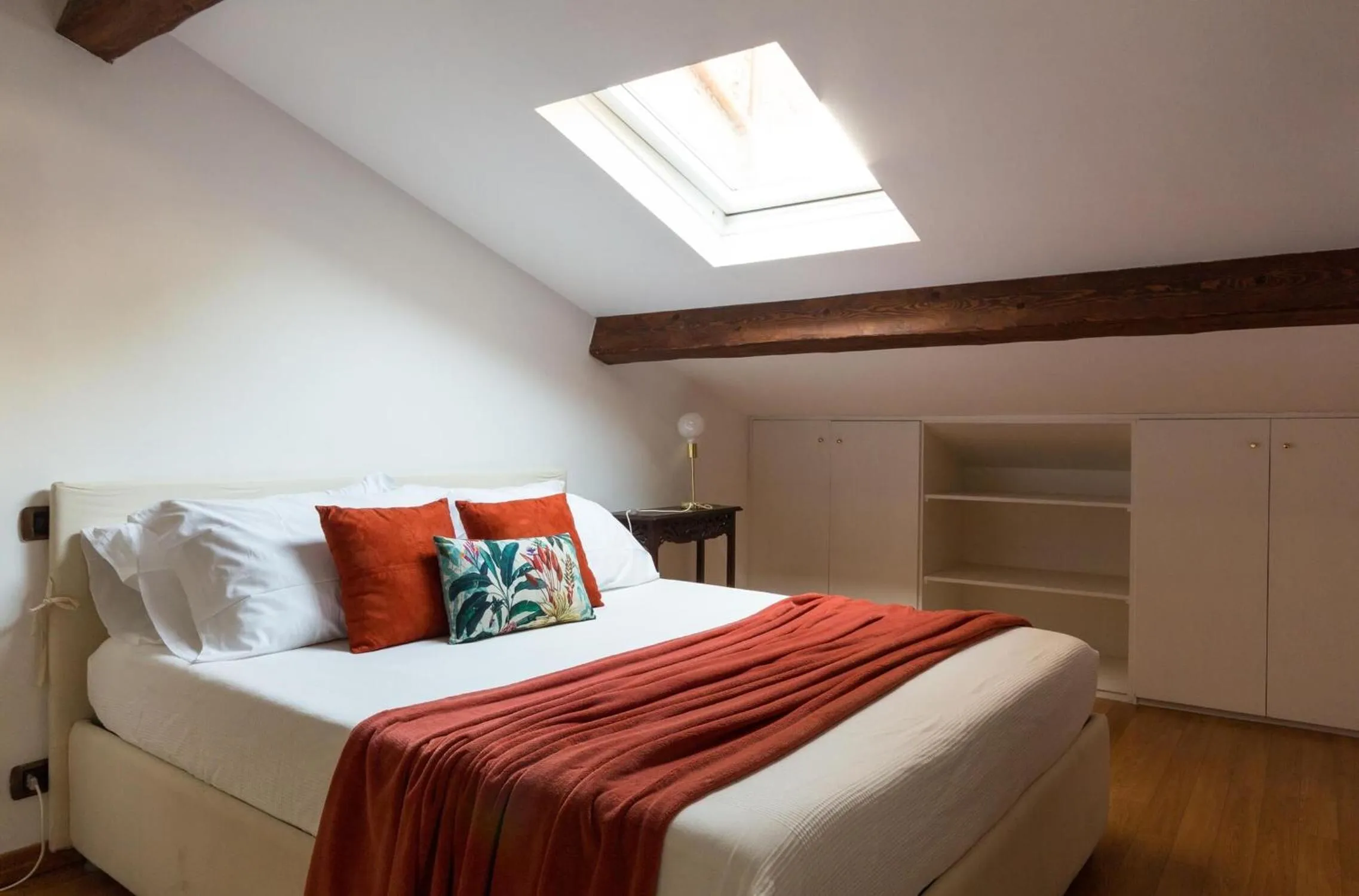 Bedroom, Bed in Torripa Group - Trastevere