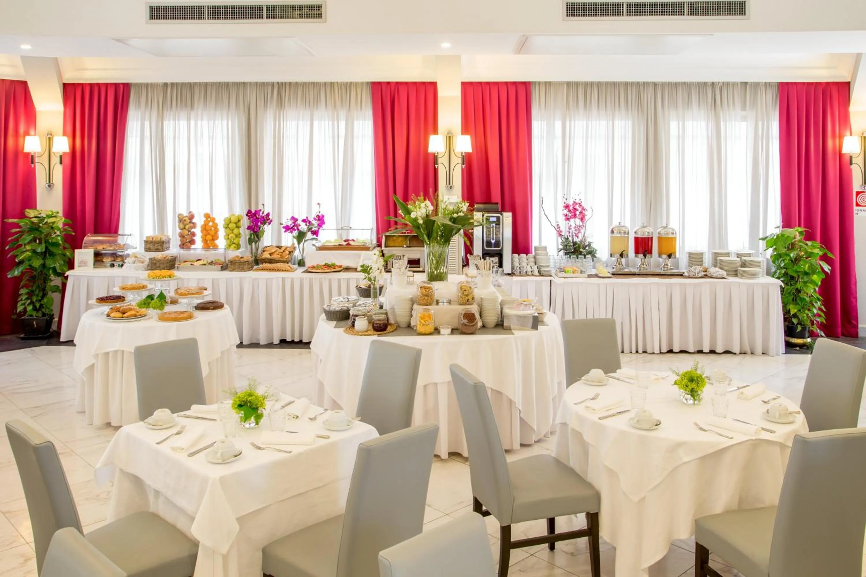 Restaurant/places to eat in Hotel Cristoforo Colombo