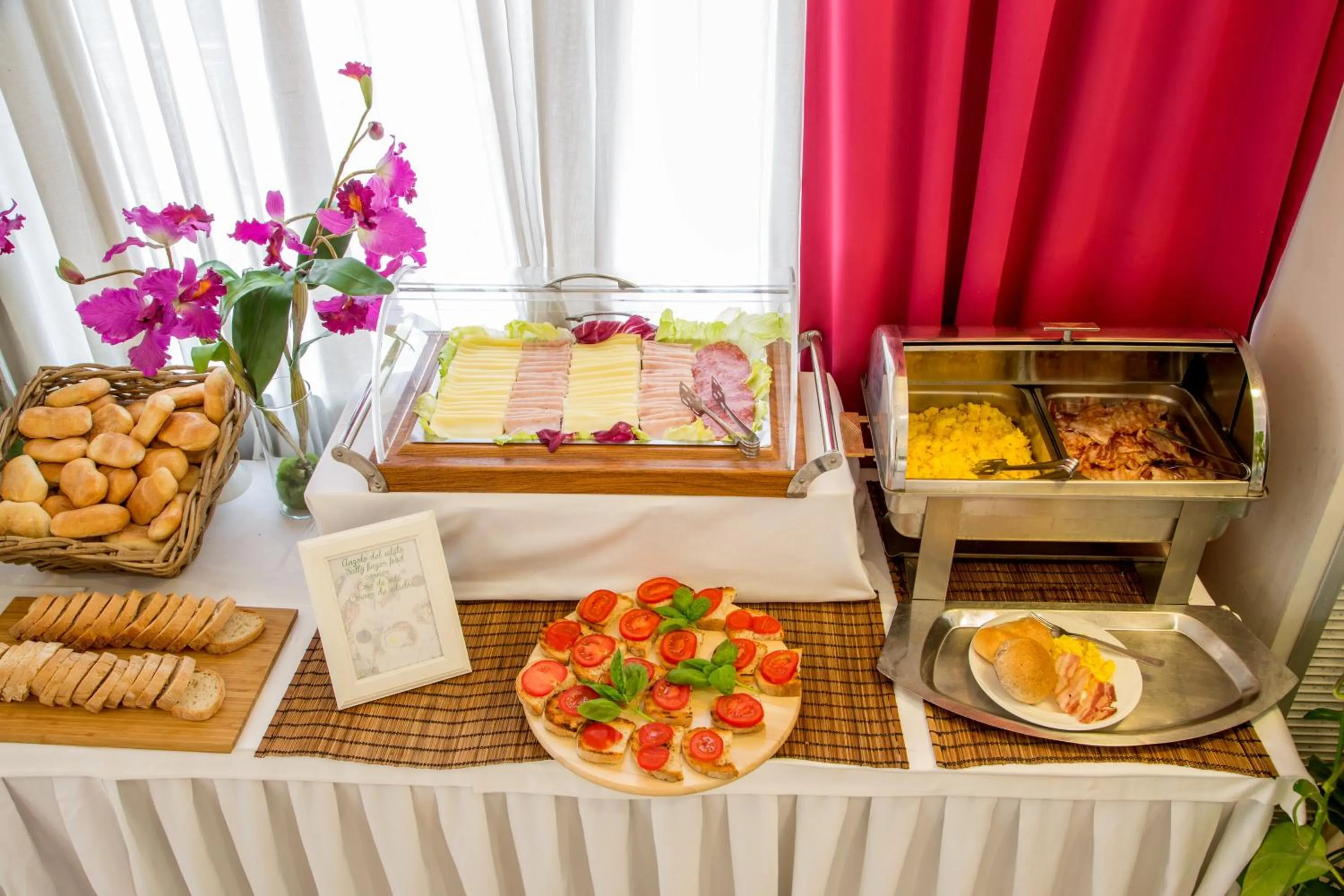 Food in Hotel Cristoforo Colombo