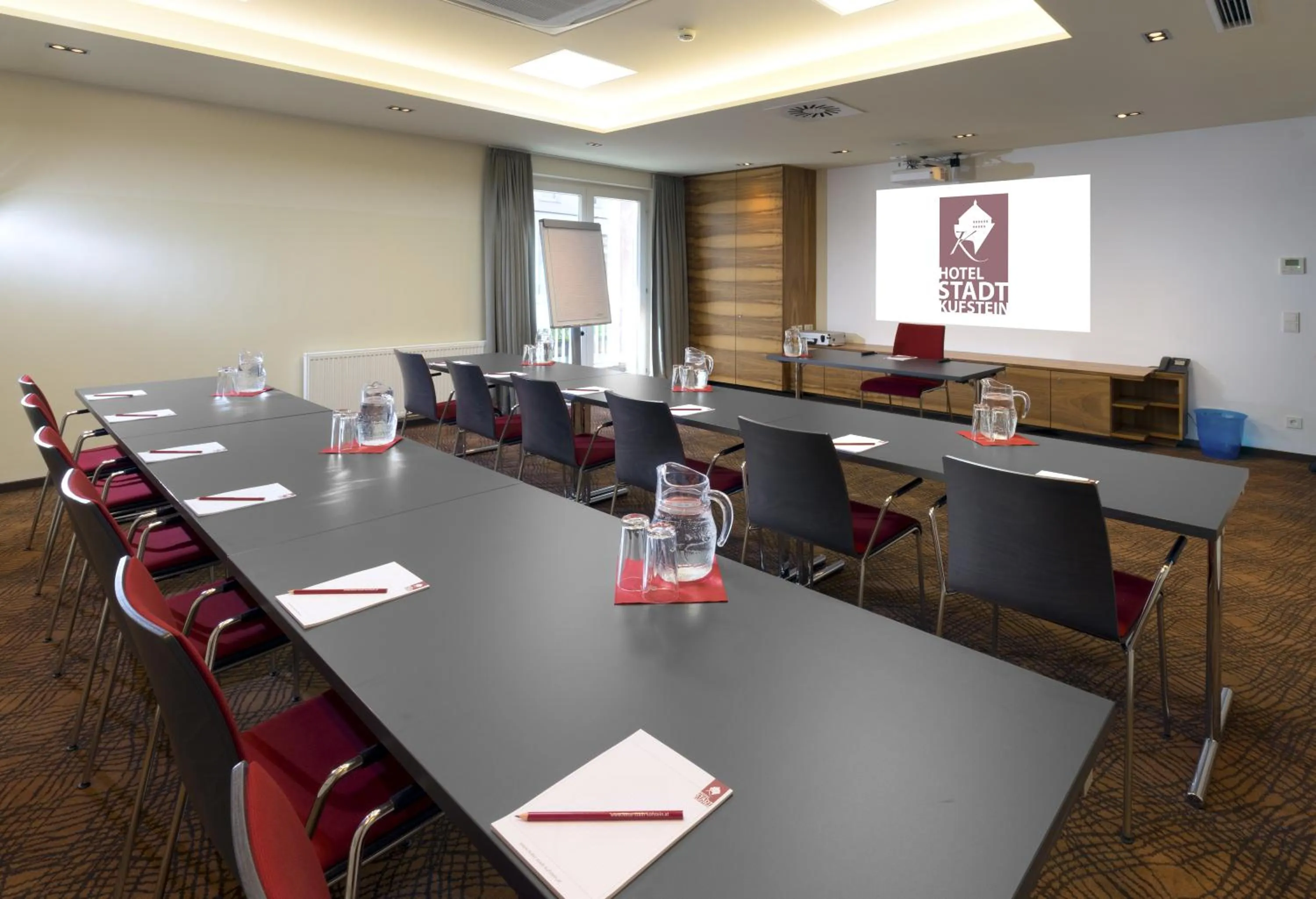 Property logo or sign in Hotel Stadt Kufstein