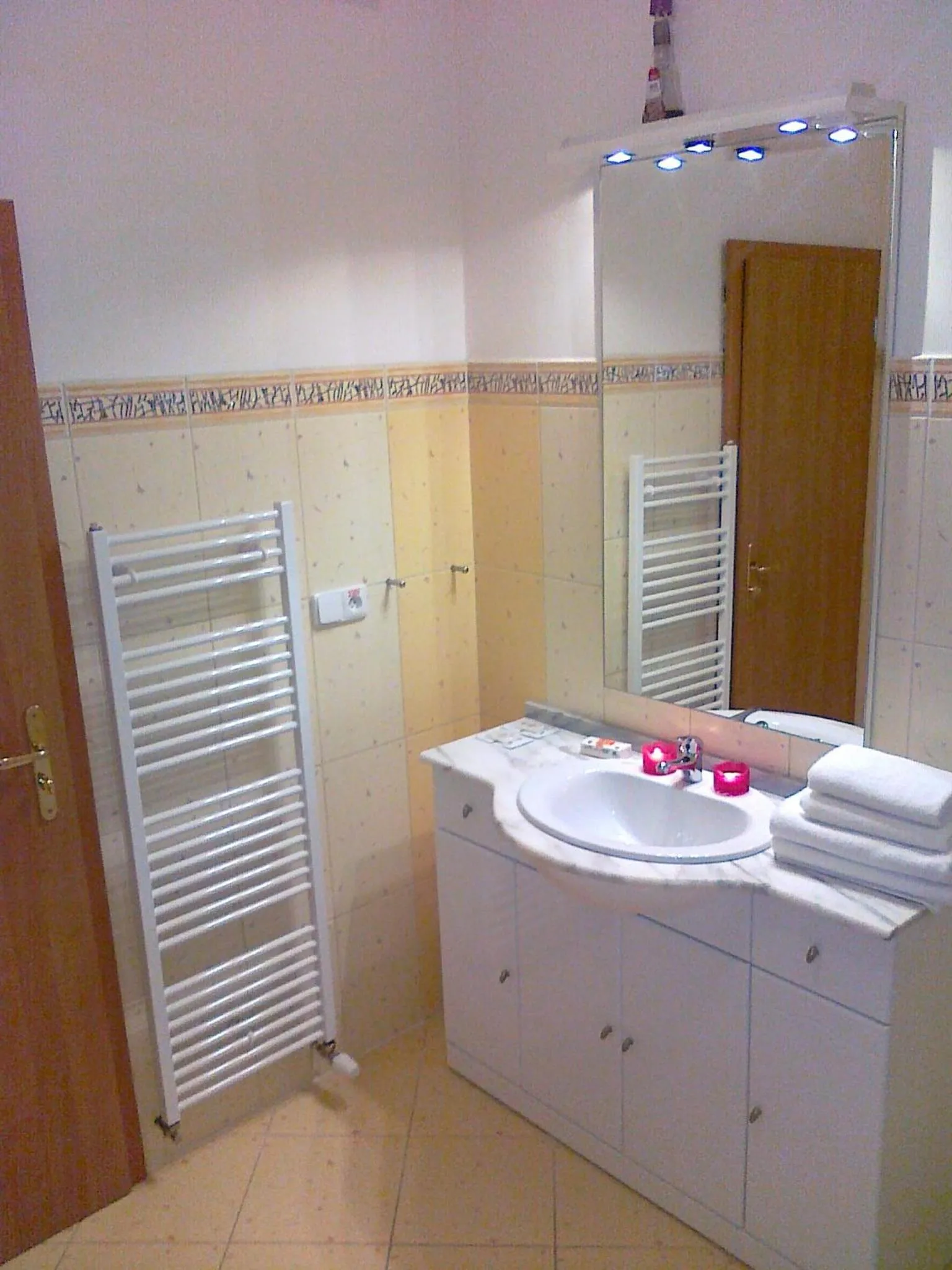 Bathroom in Family hotel Maxim