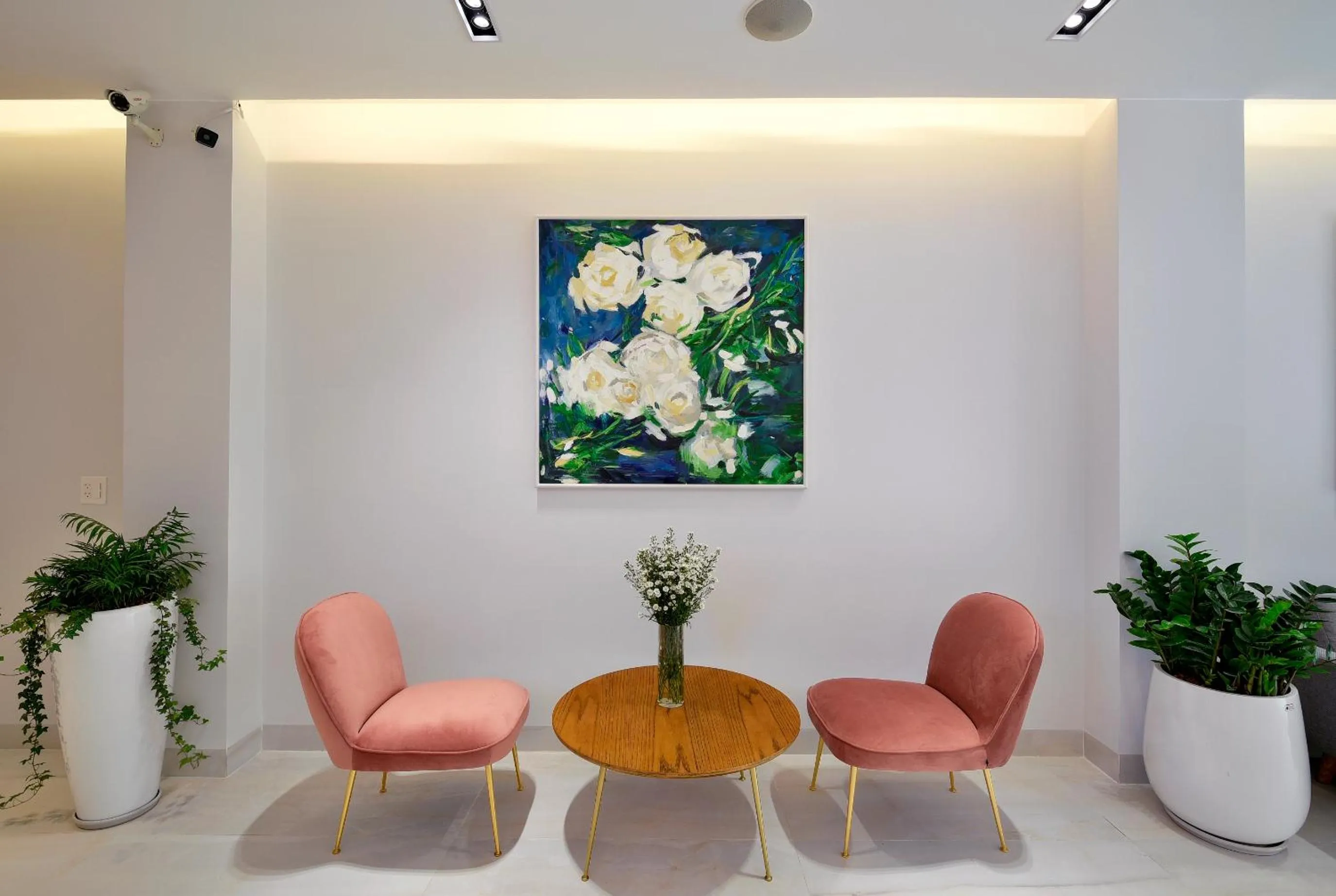 Living room in Delight Hotel