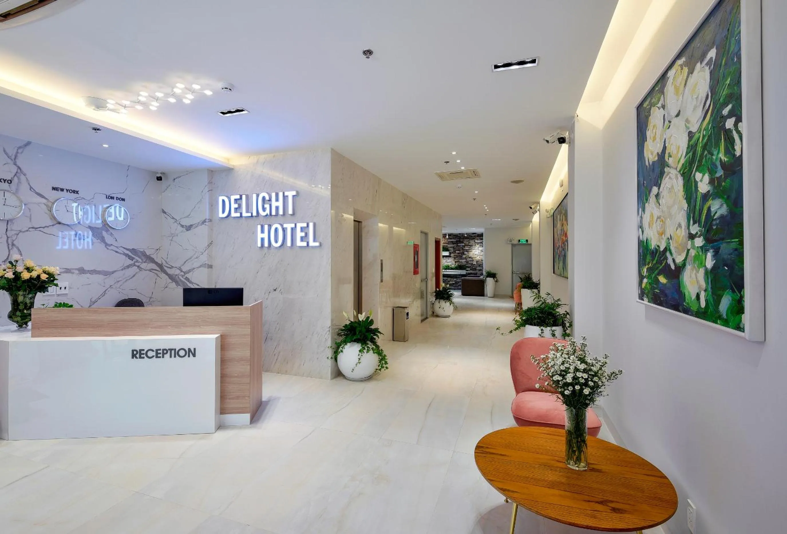 Lobby or reception in Delight Hotel