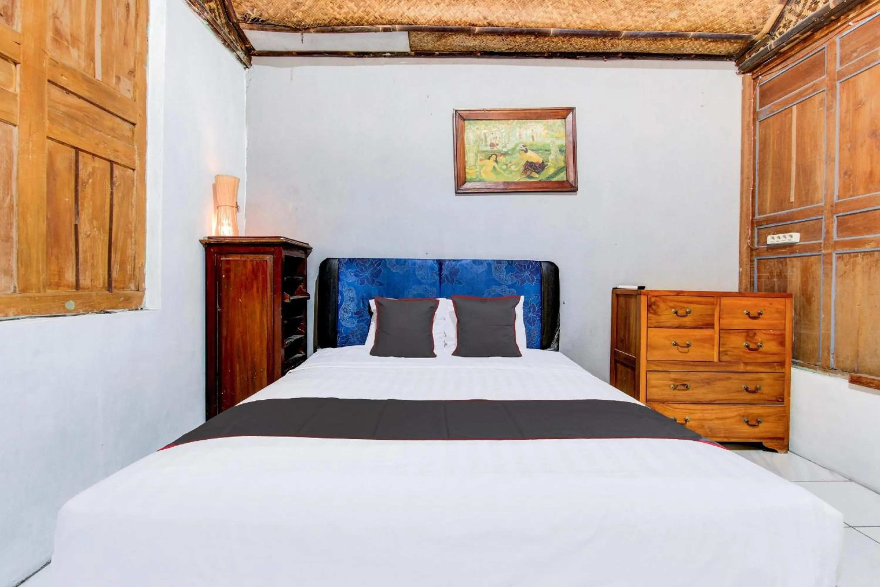 Photo of the whole room, Bed in Hotel O Prawirotaman Near Keraton Yogyakarta Formerly Chez Laelik Guesthouse