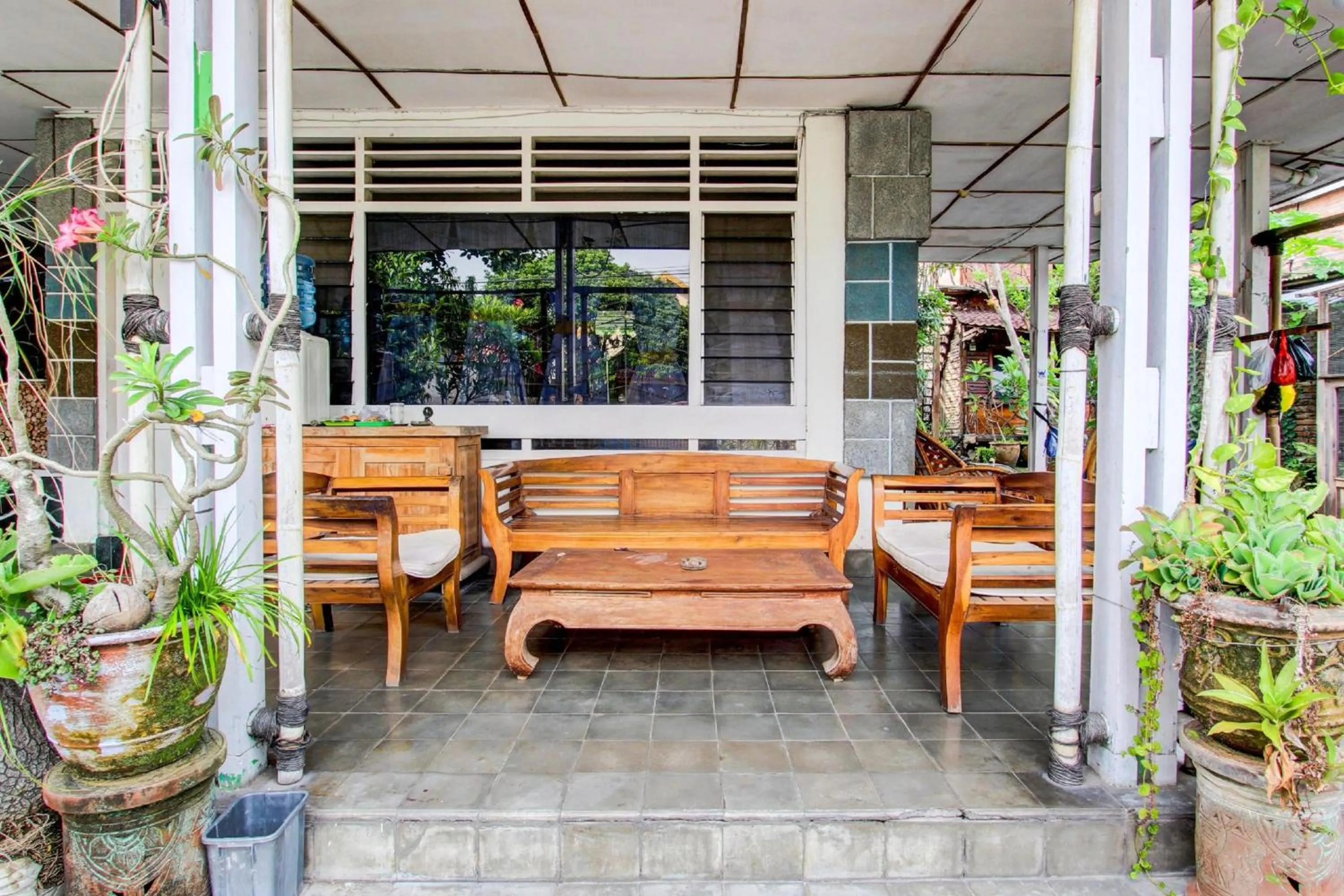 Balcony/Terrace in Hotel O Prawirotaman Near Keraton Yogyakarta Formerly Chez Laelik Guesthouse