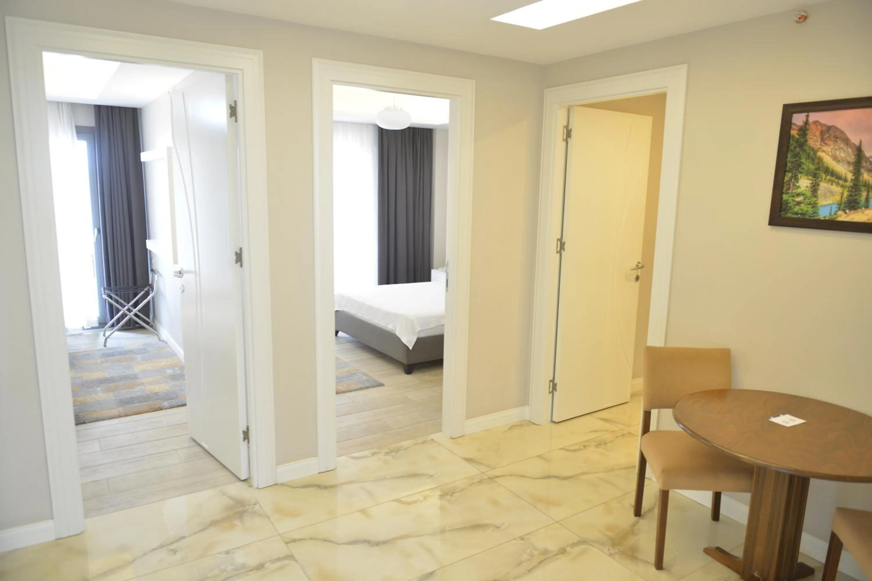 Photo of the whole room, Bed in Anemon Kent Mersin Otel